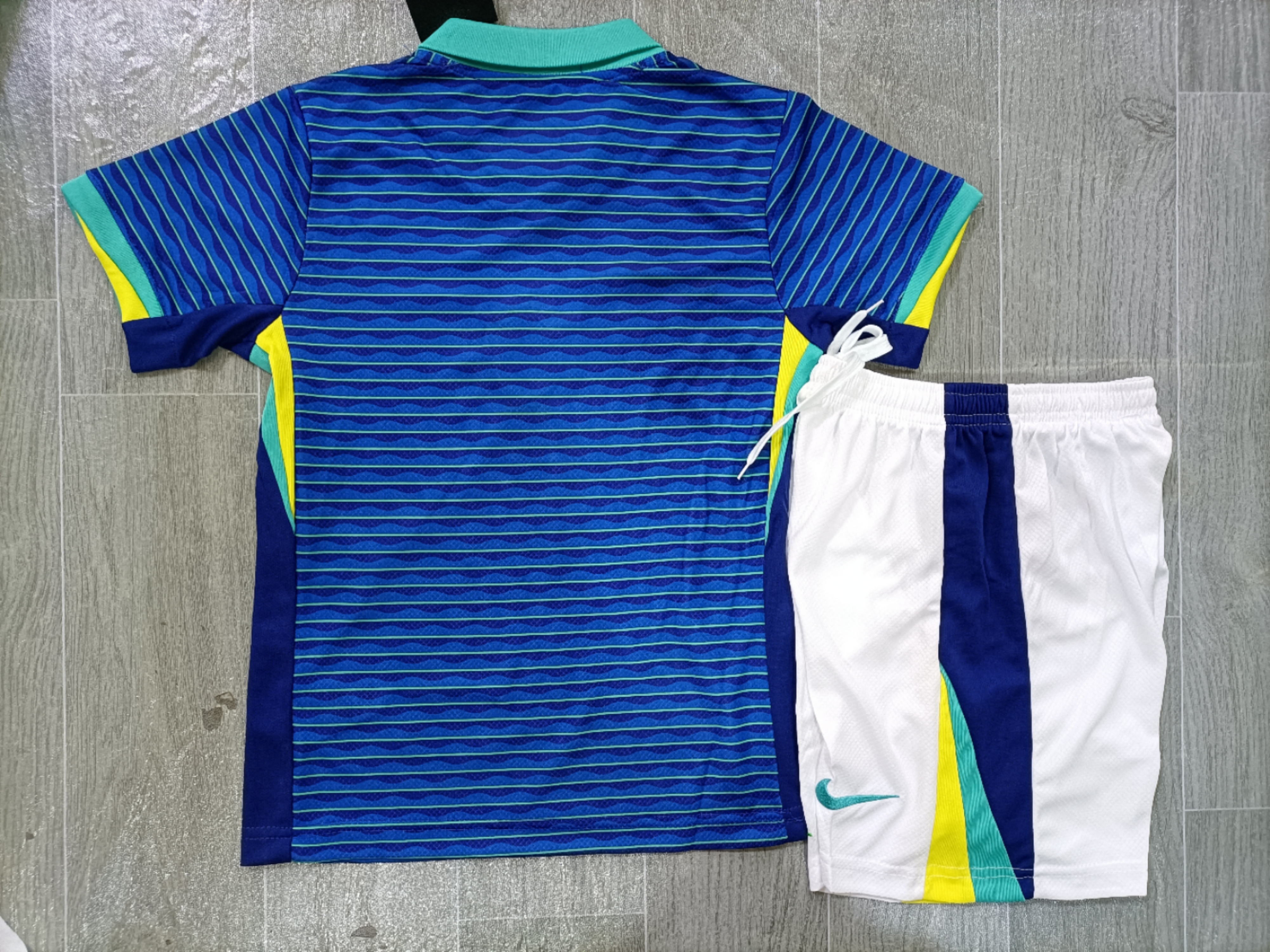 Maillot Extérieur Bresil 2024/2025 Enfant/Ado Supporters Version