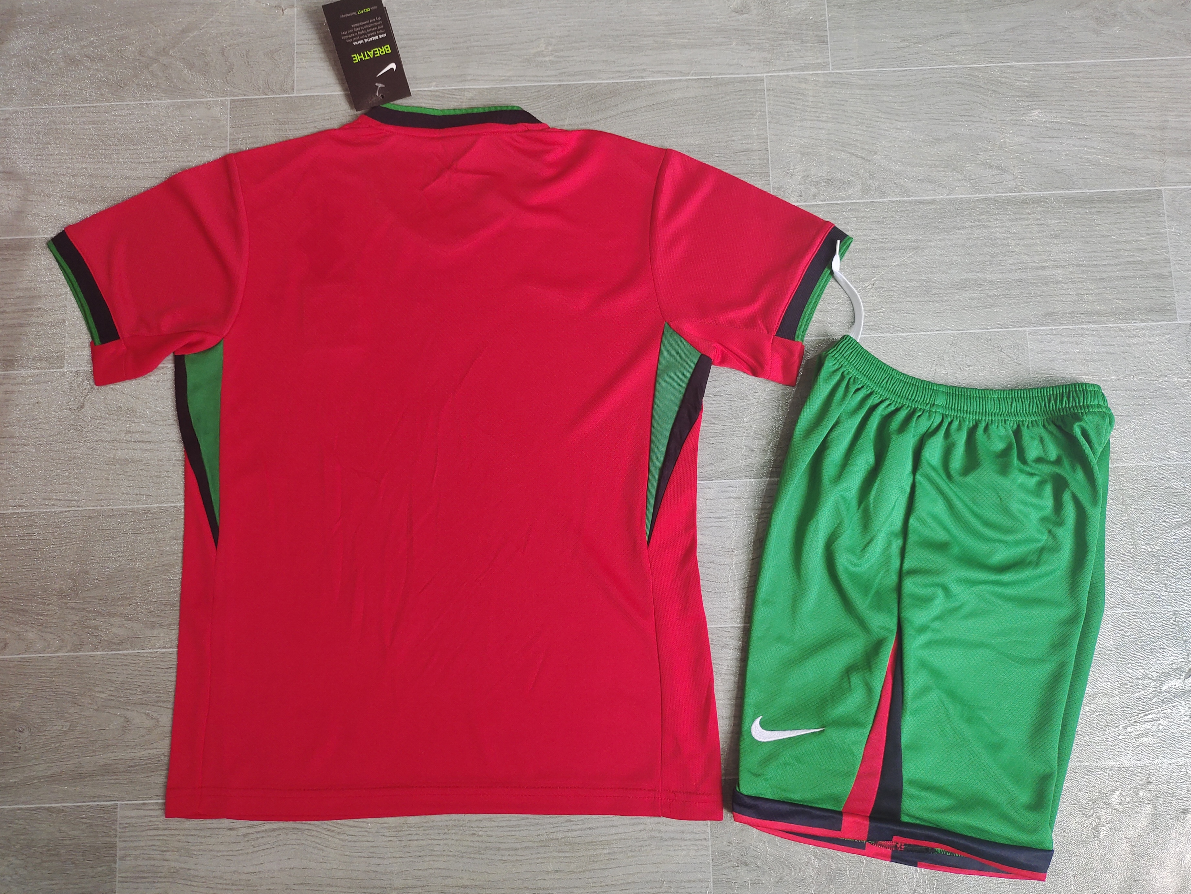 Maillot Domicile Portugal 2024/2025 Enfant/Ado Supporters Version
