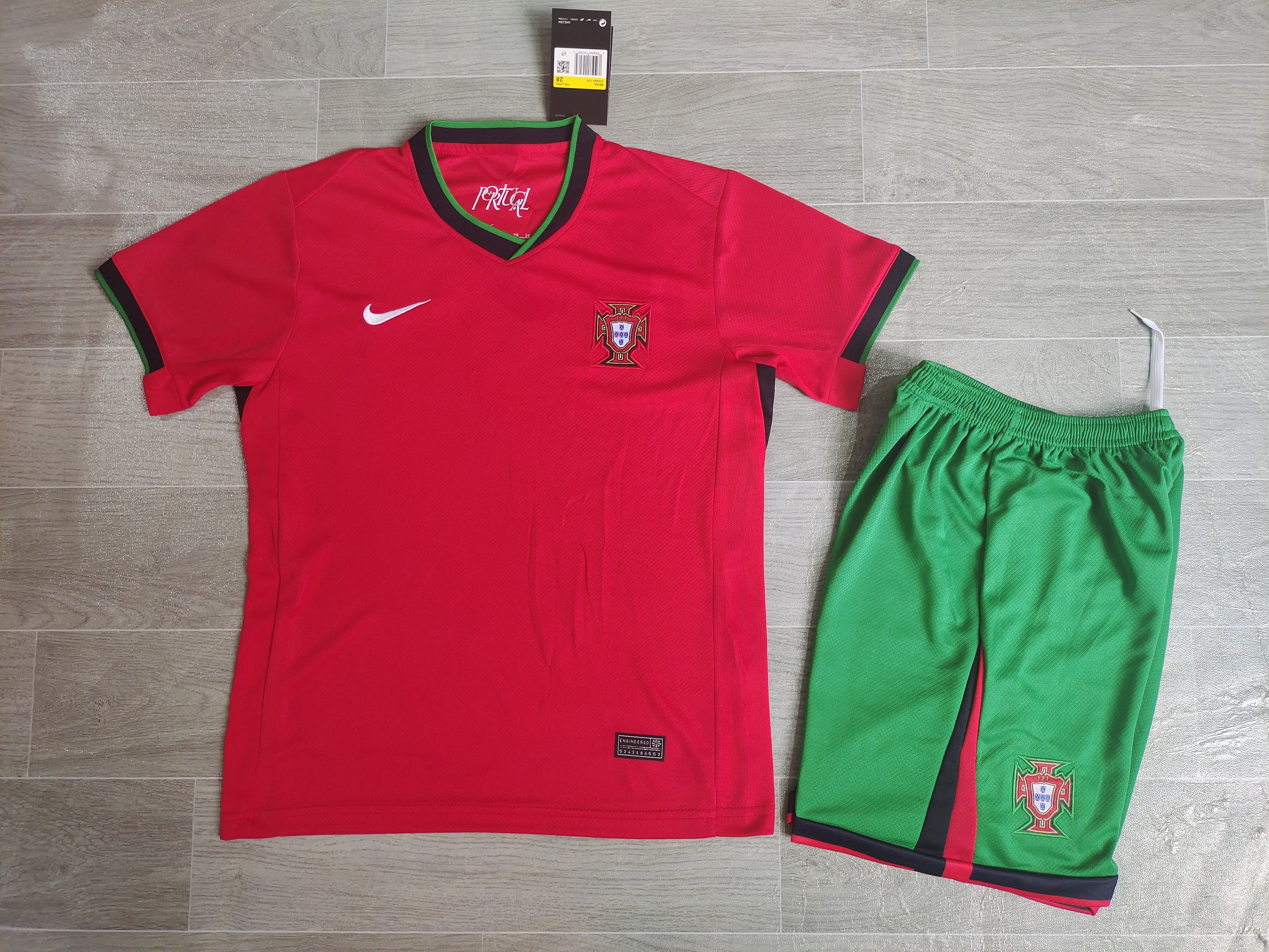 Maillot Domicile Portugal 2024/2025 Enfant/Ado Supporters Version