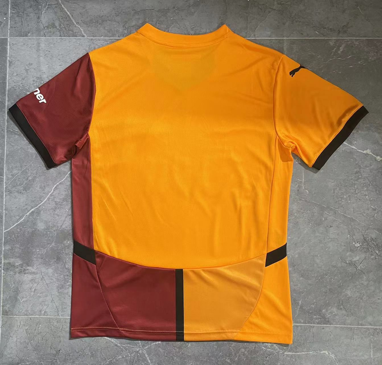 Maillot Domicile Galatasaray 2024/2025 Supporters Version