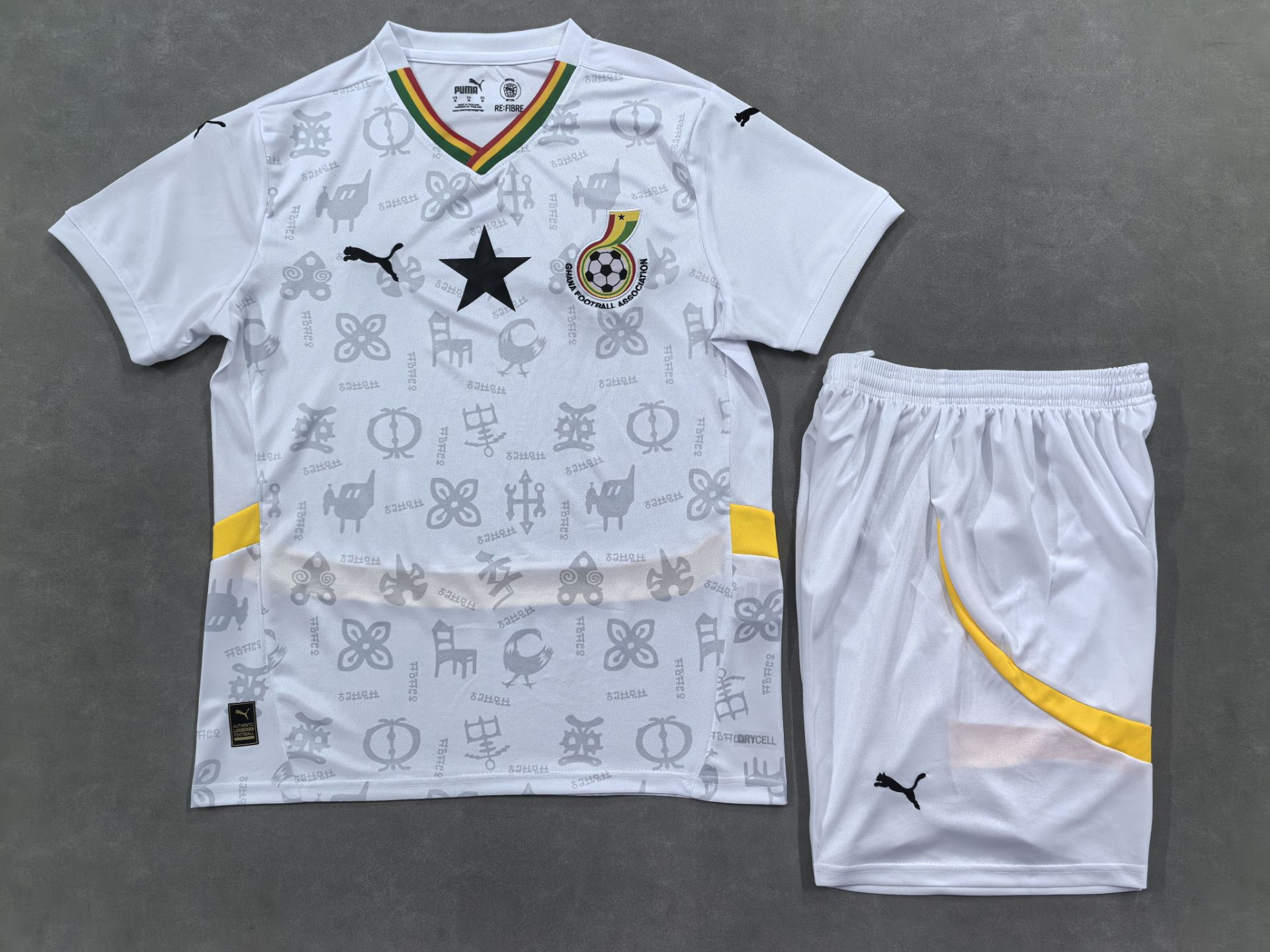 Maillot Domicile Ghana 2024/2025 Enfant/Ado Supporters Version