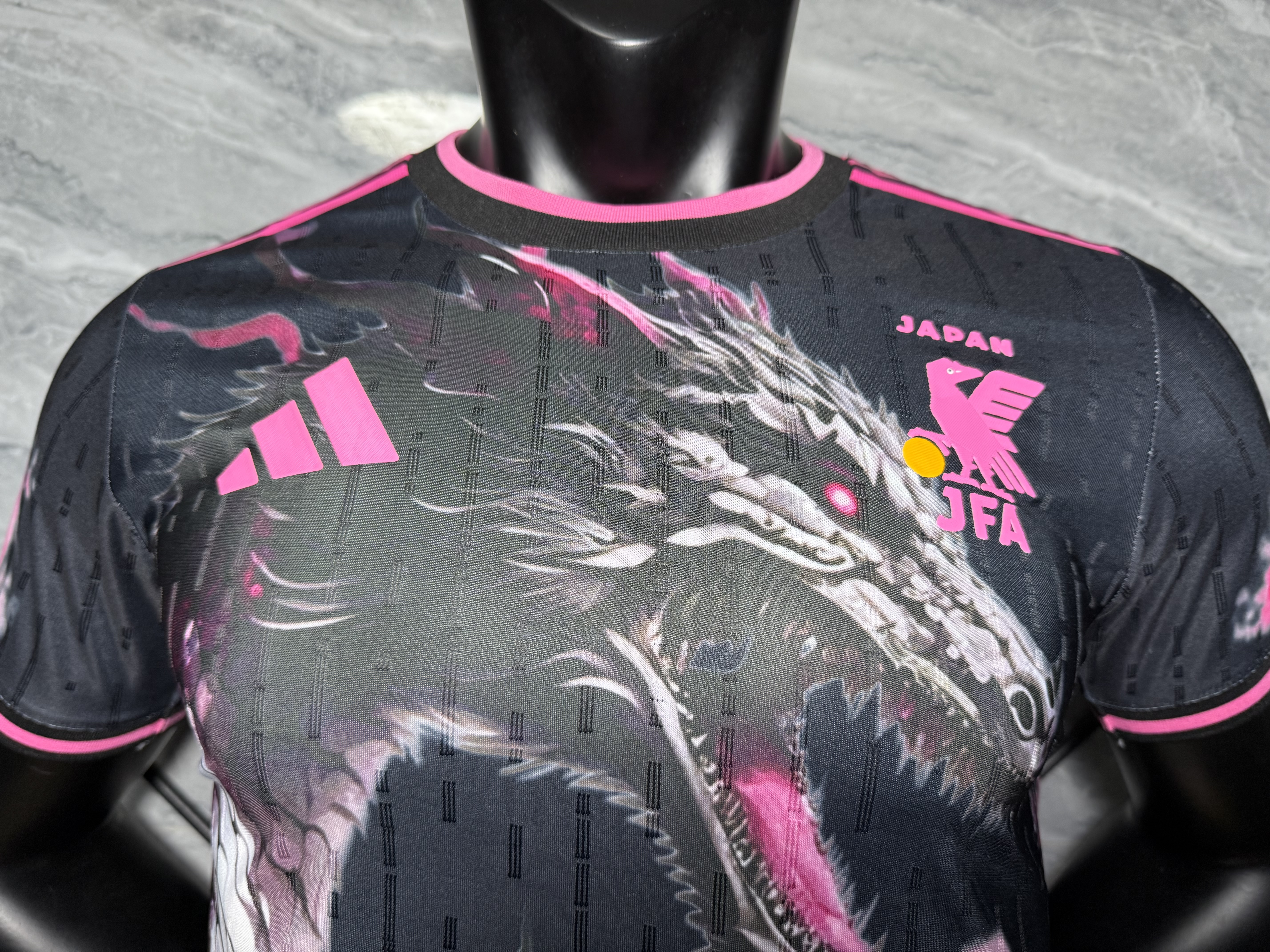 Maillot Concept Japon Rose Noir 2025 Players Version