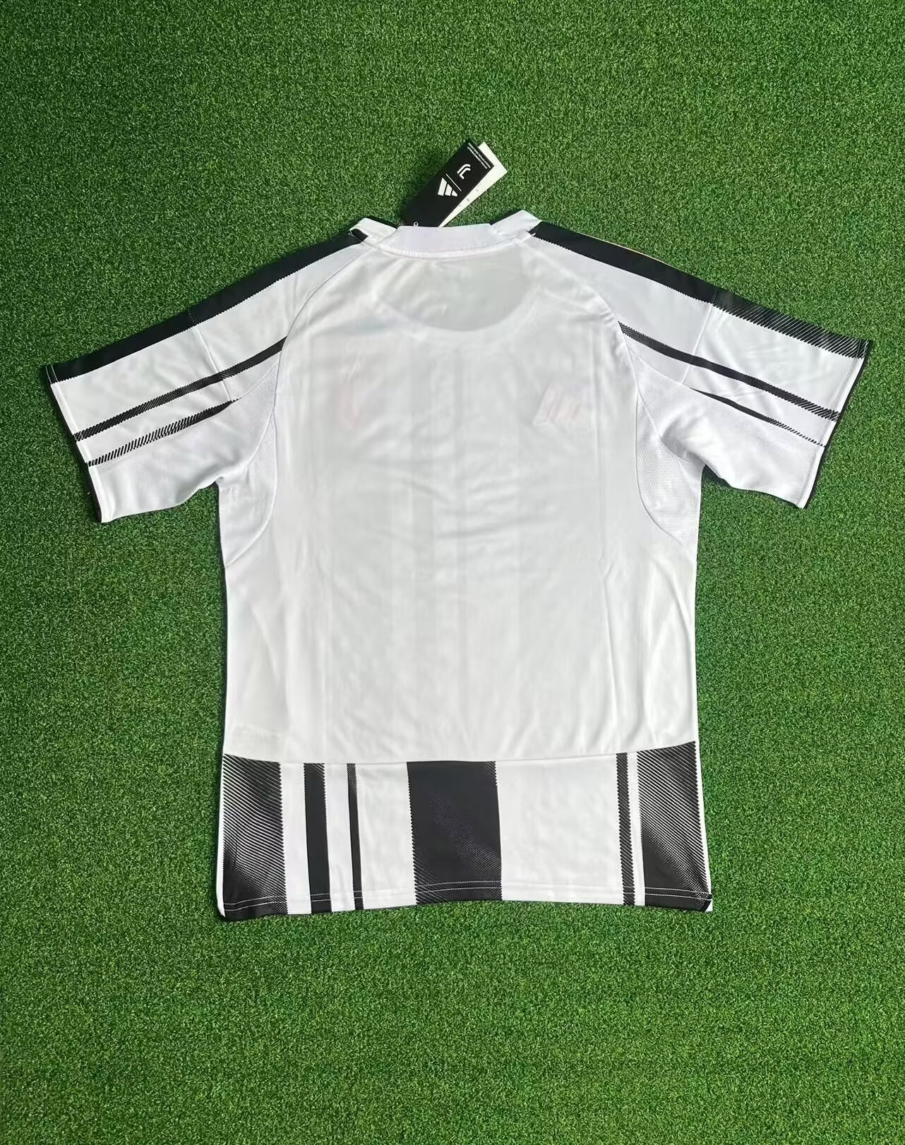 Maillot Domicile Juventus 2025/2026 Supporters Version