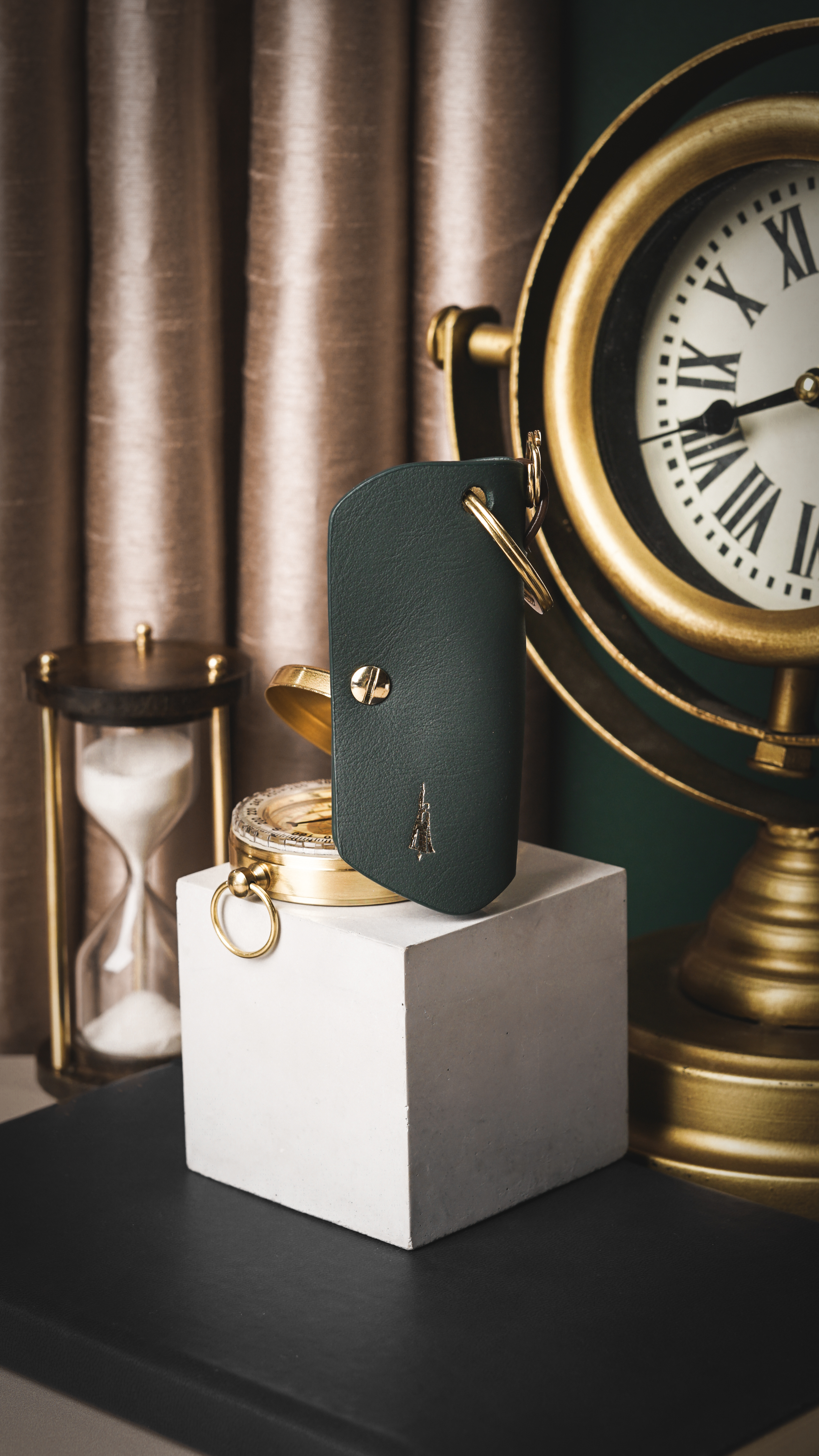 The Royal Meridian Wrap