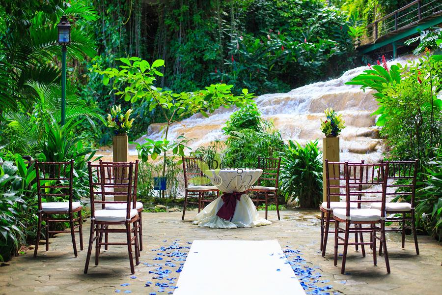 Konoko Falls and Blue Hole