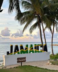 Smoke & Shop Tour in Montego Bay