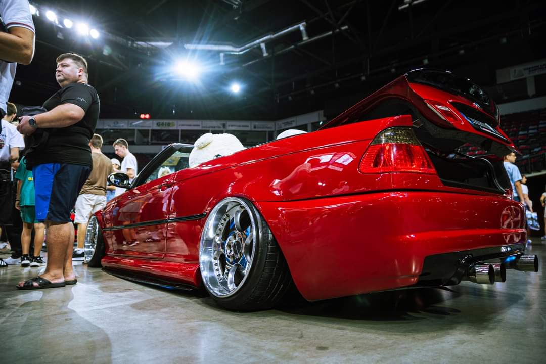 BMW E46 330i