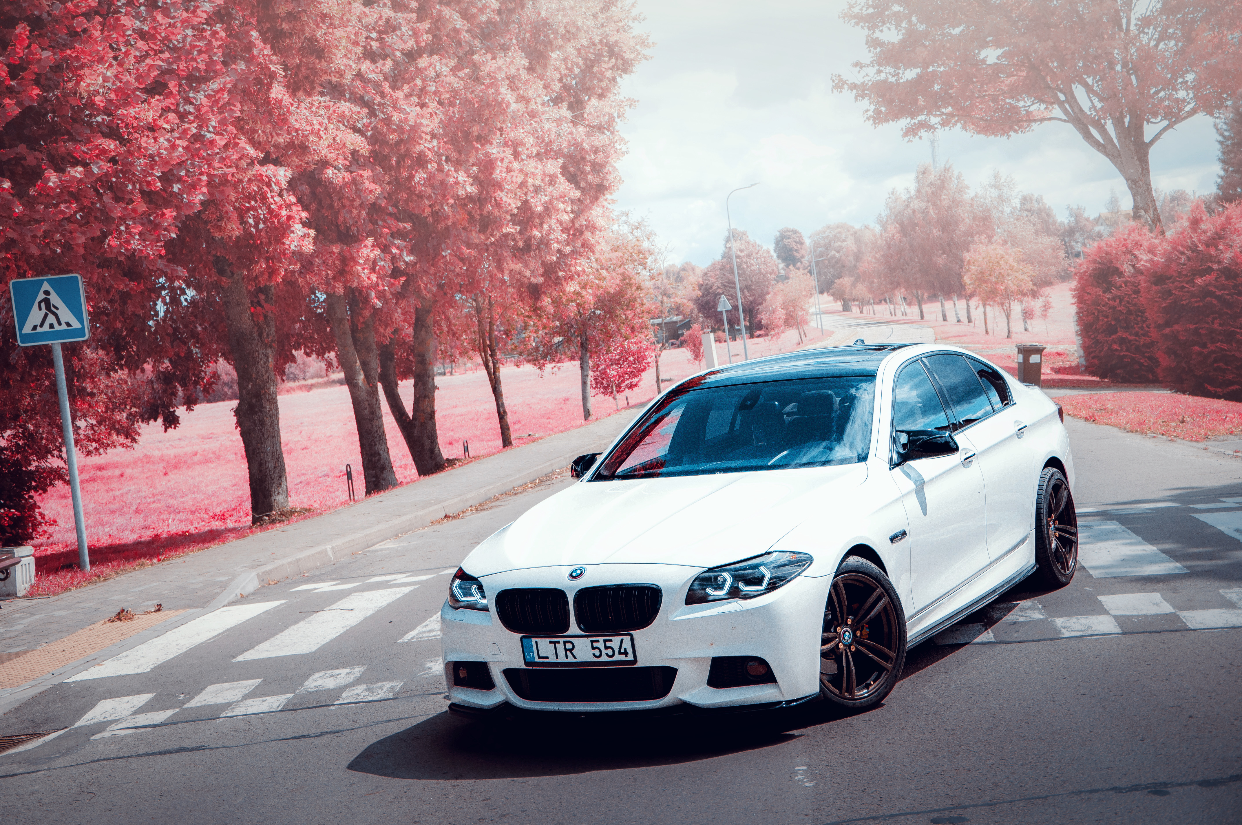 BMW 528i