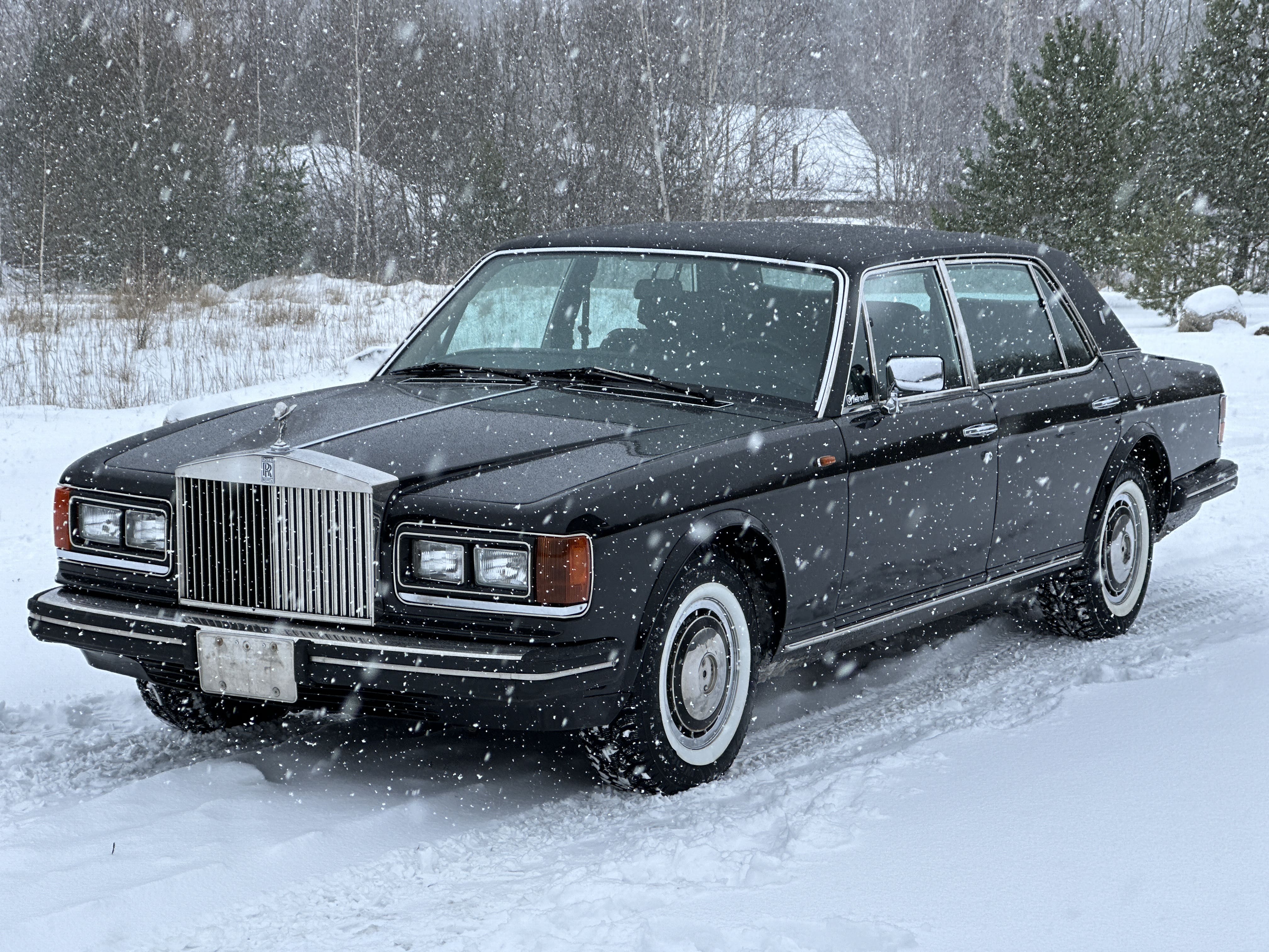 Rolls - Royce Silver Spur II
