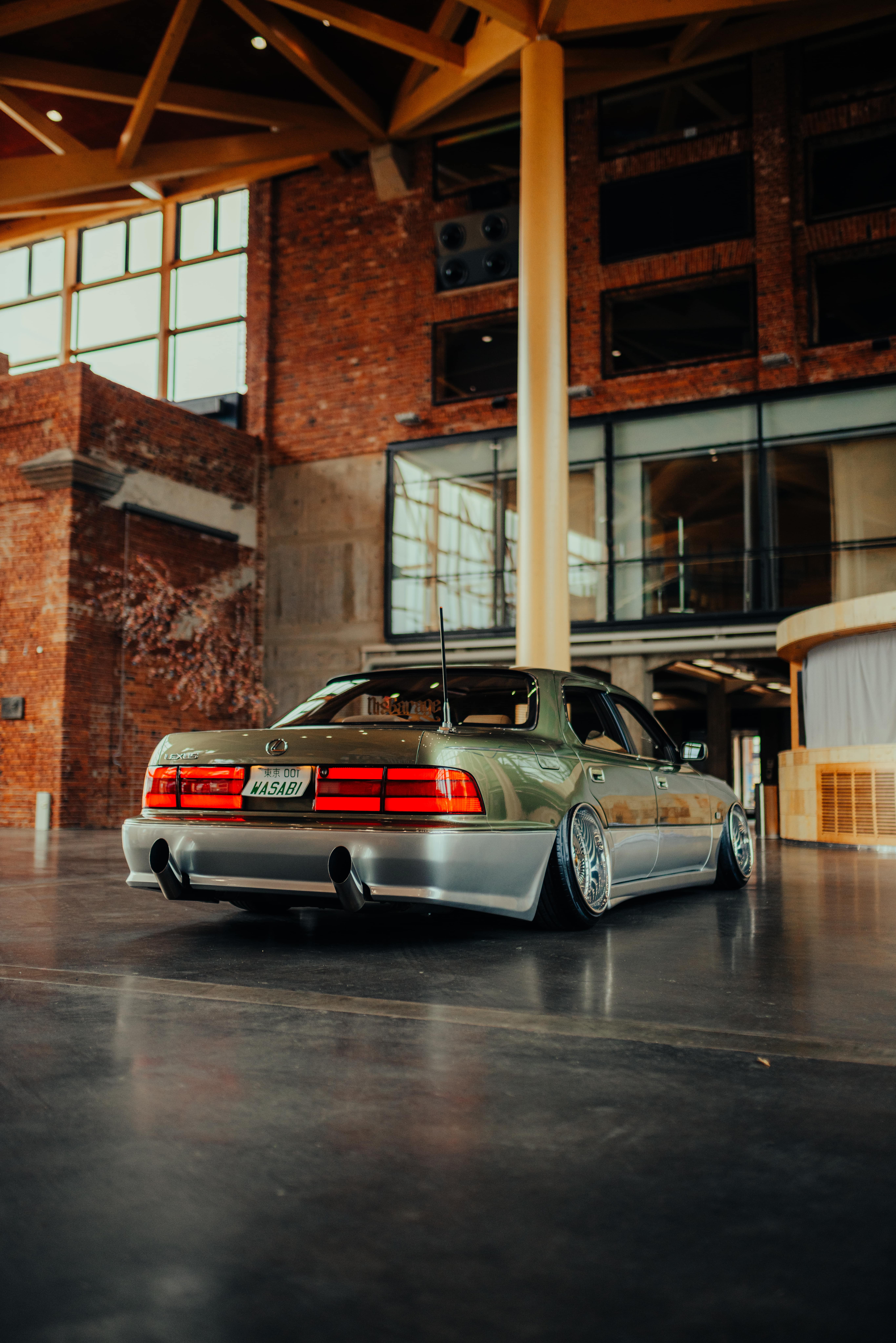 Lexus LS400
