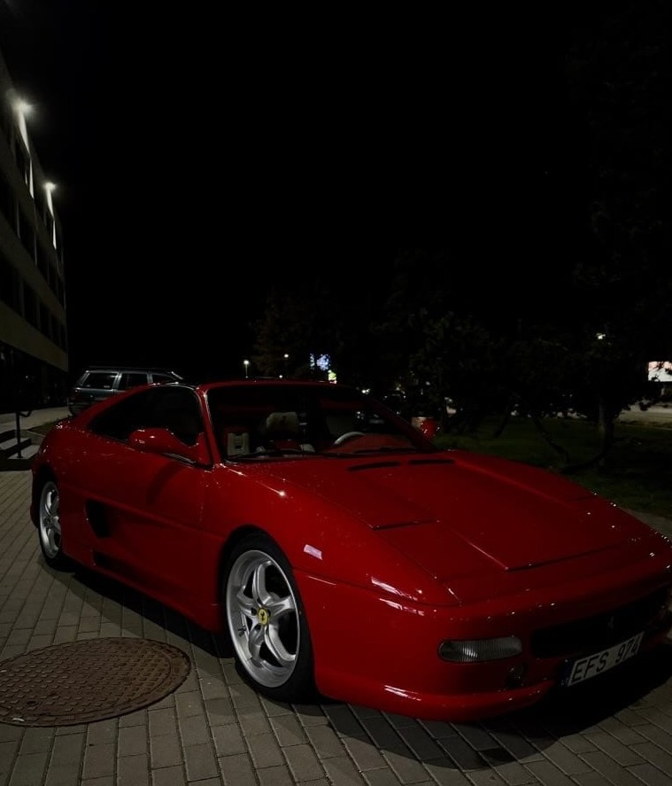 Ferrari F355 GTS Replica