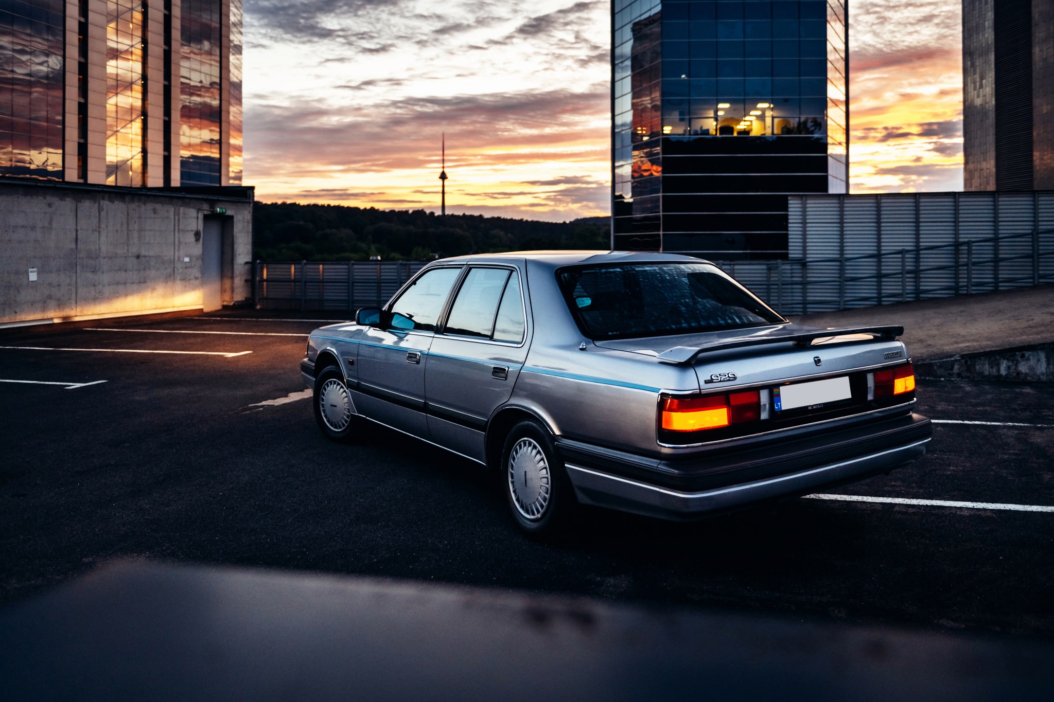 Mazda 929