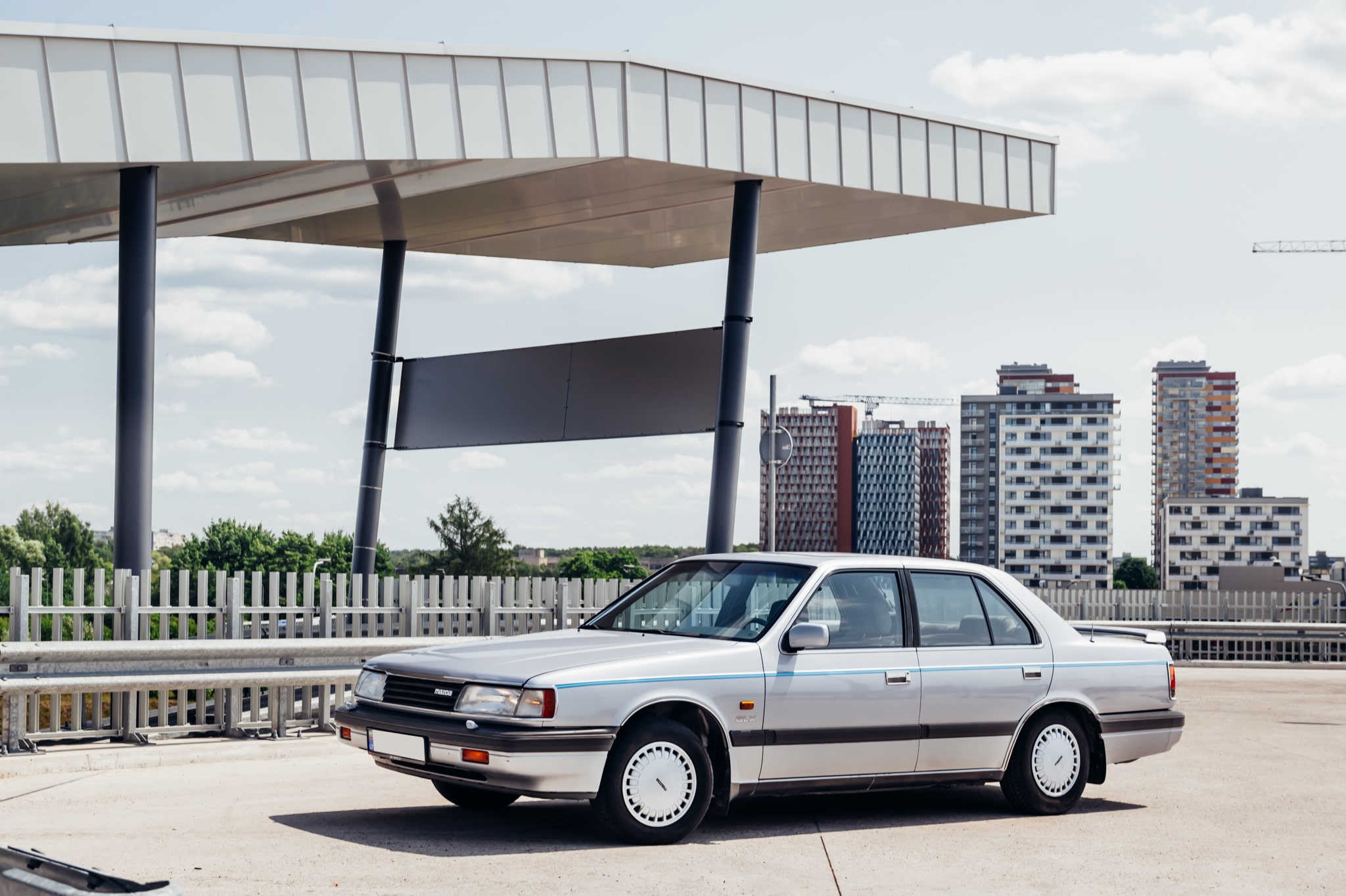 Mazda 929