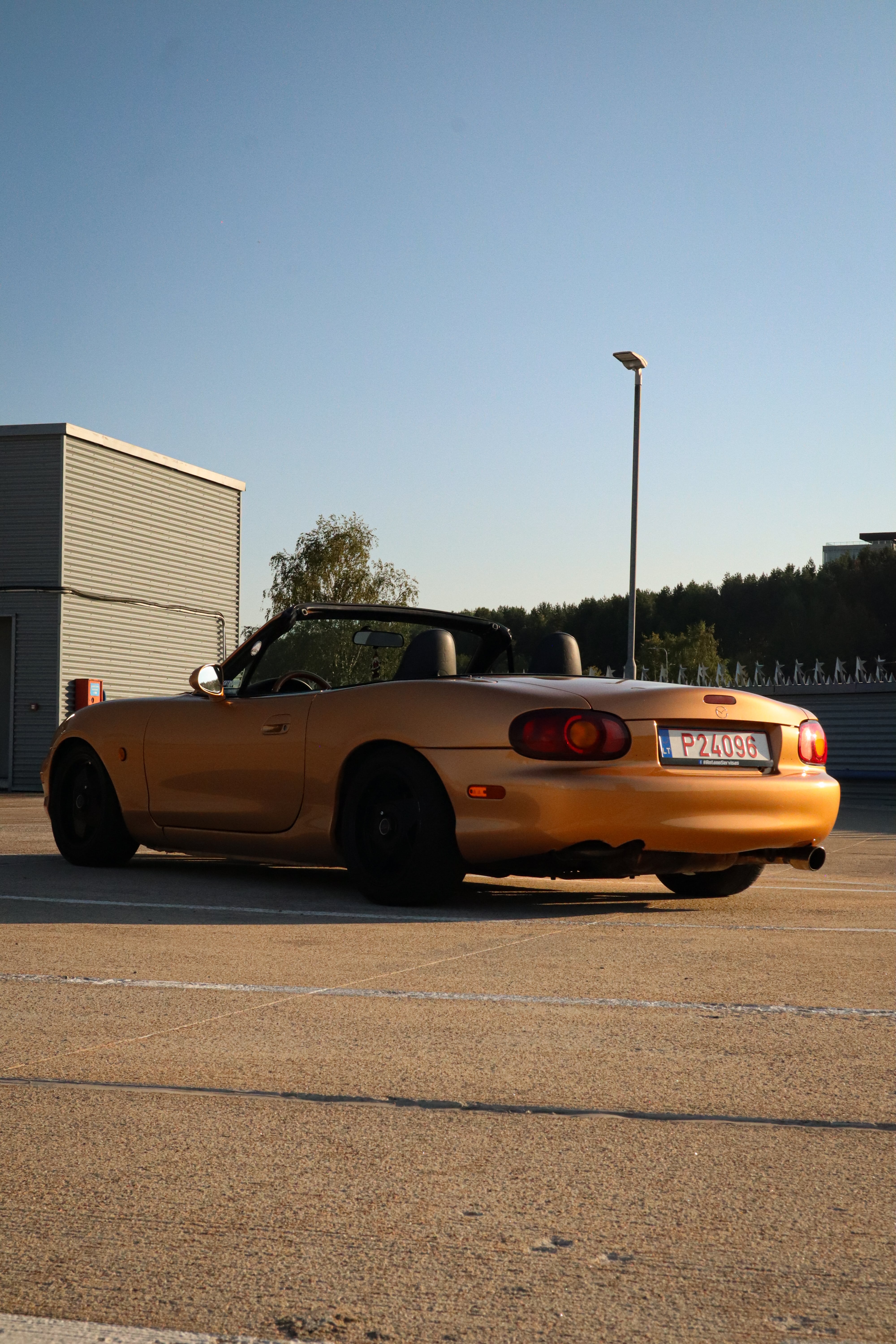 Mazda MX-5 NB