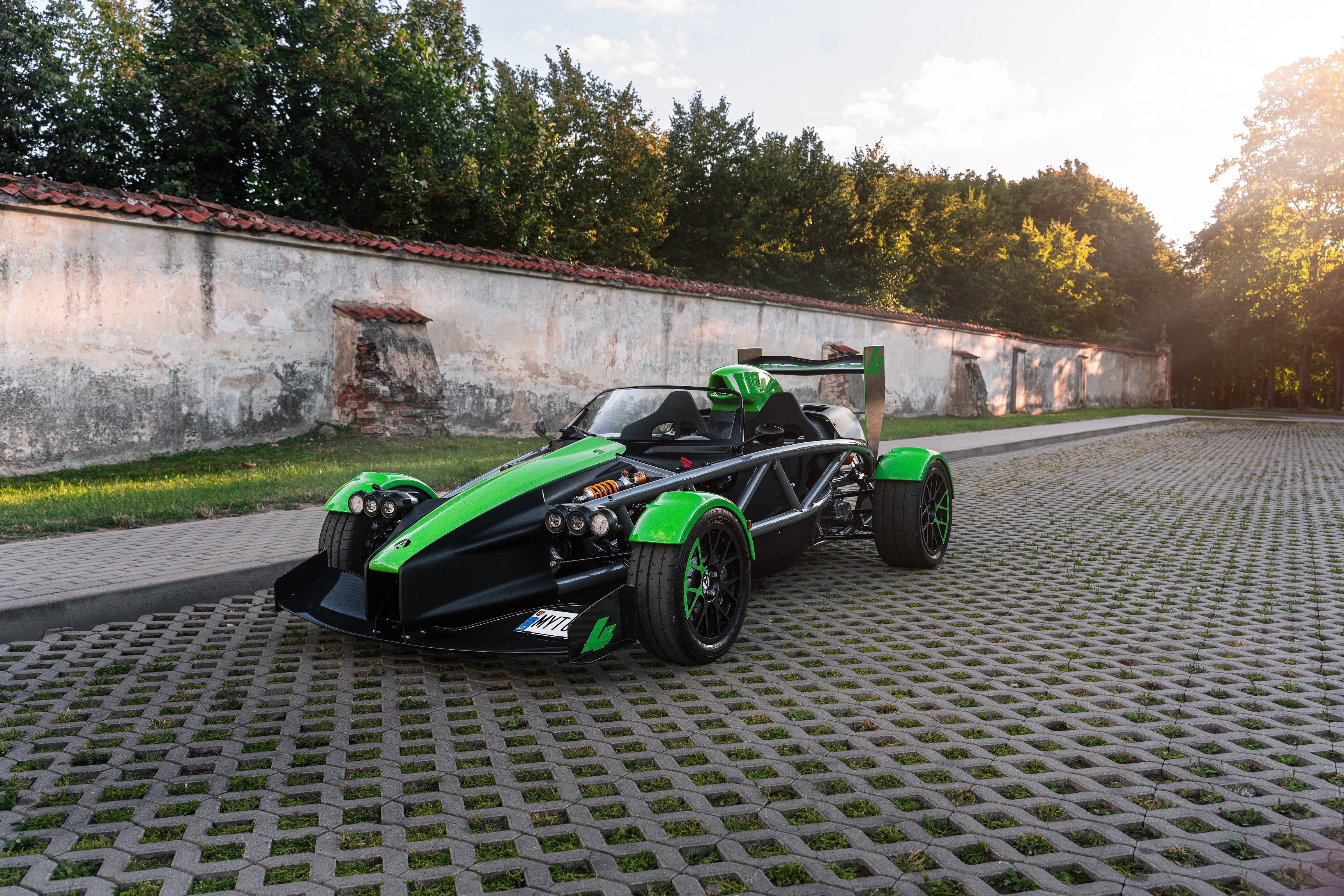 Ariel Atom 4