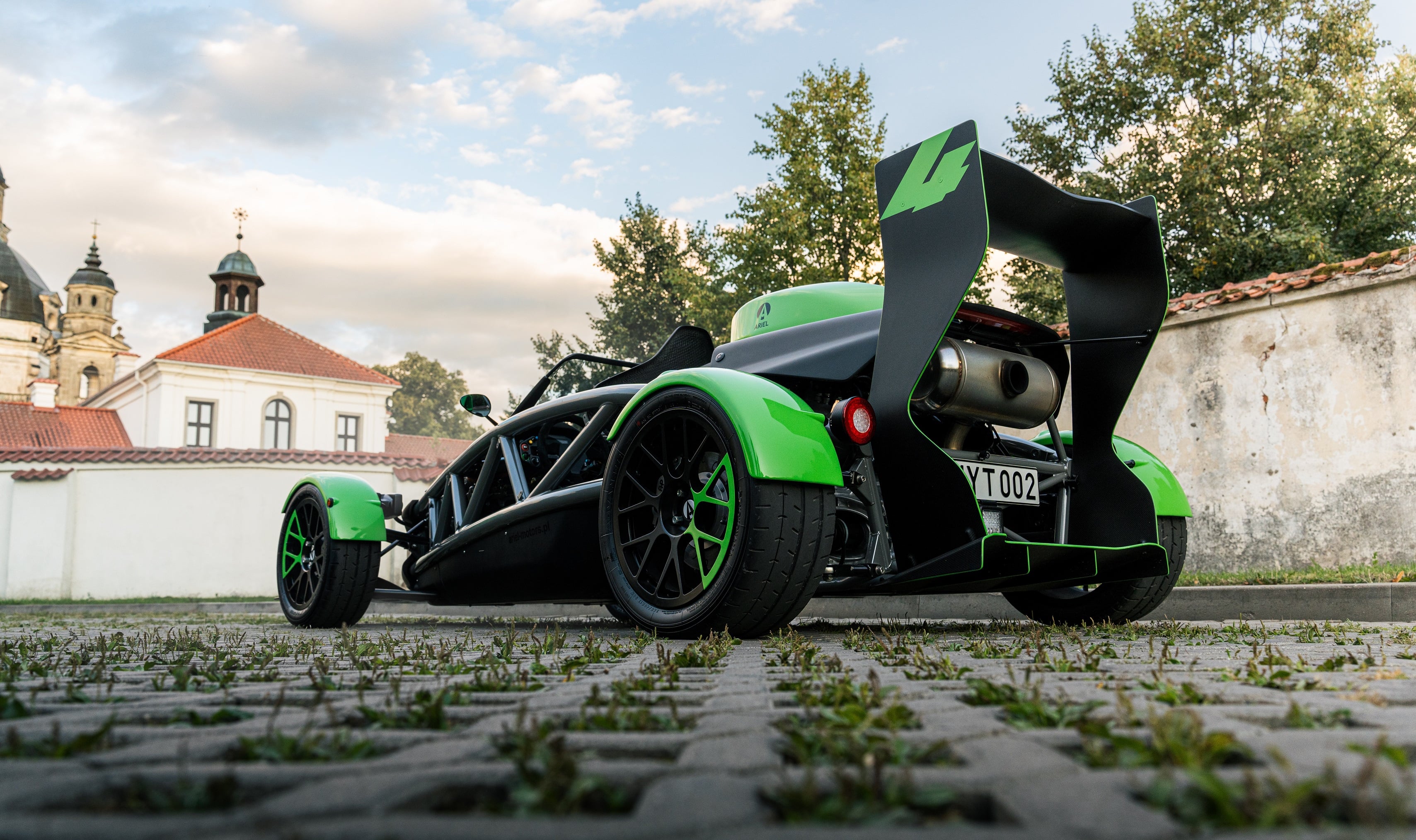 Ariel Atom 4