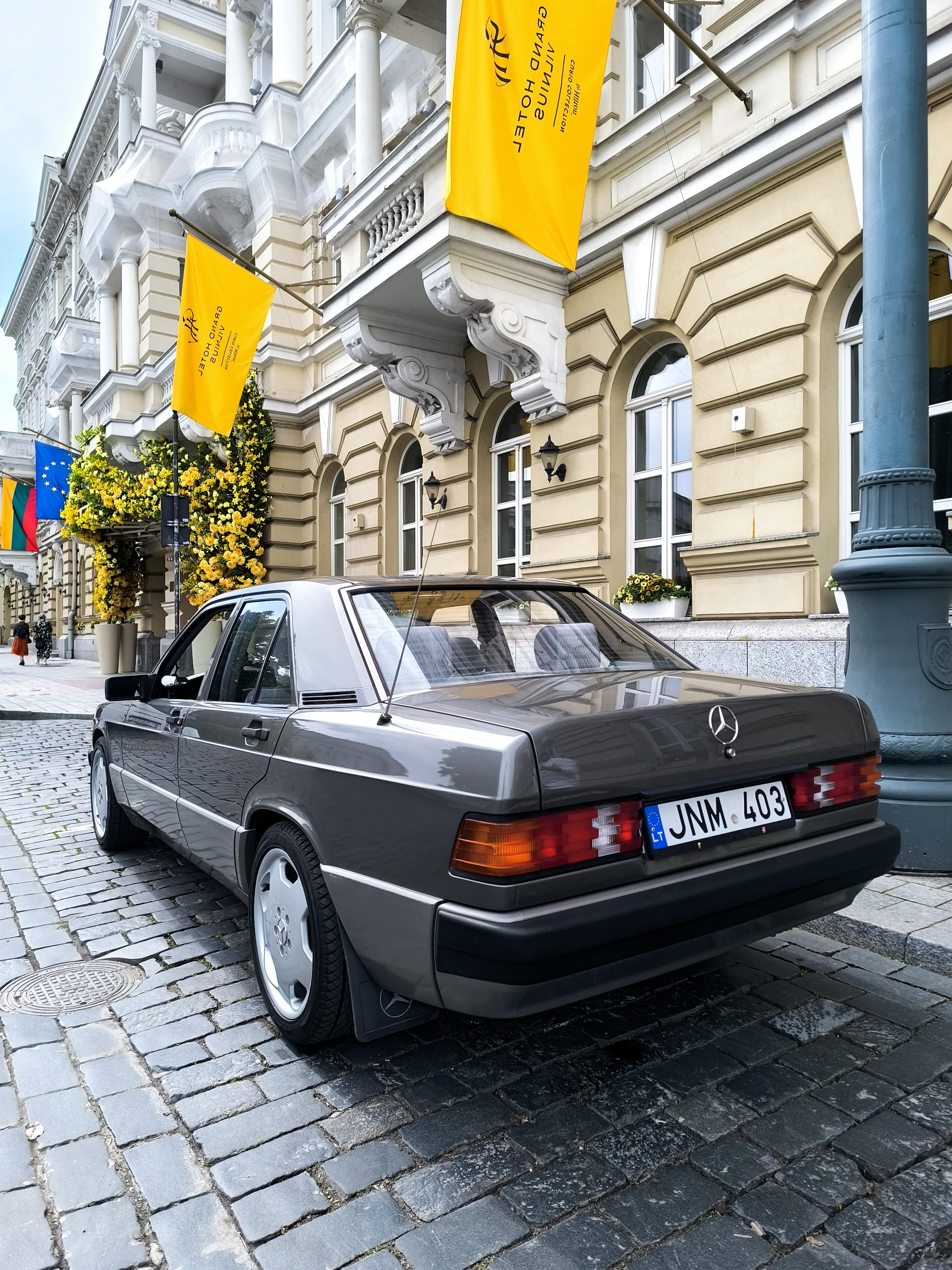 Mercedes-Benz 190 (w201)
