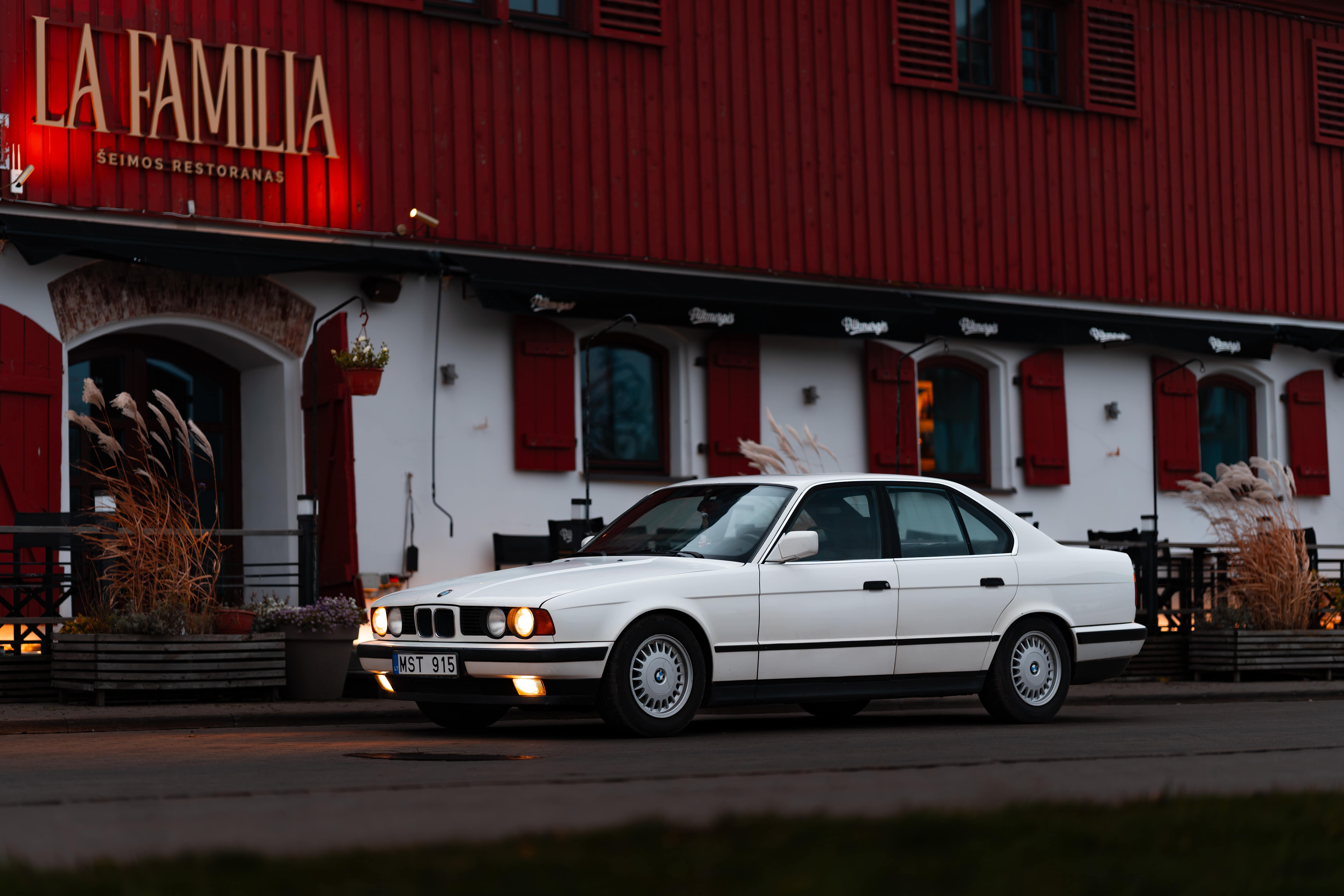 BMW E34 525i