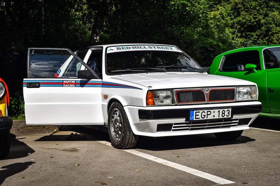 Lancia Delta HF Turbo