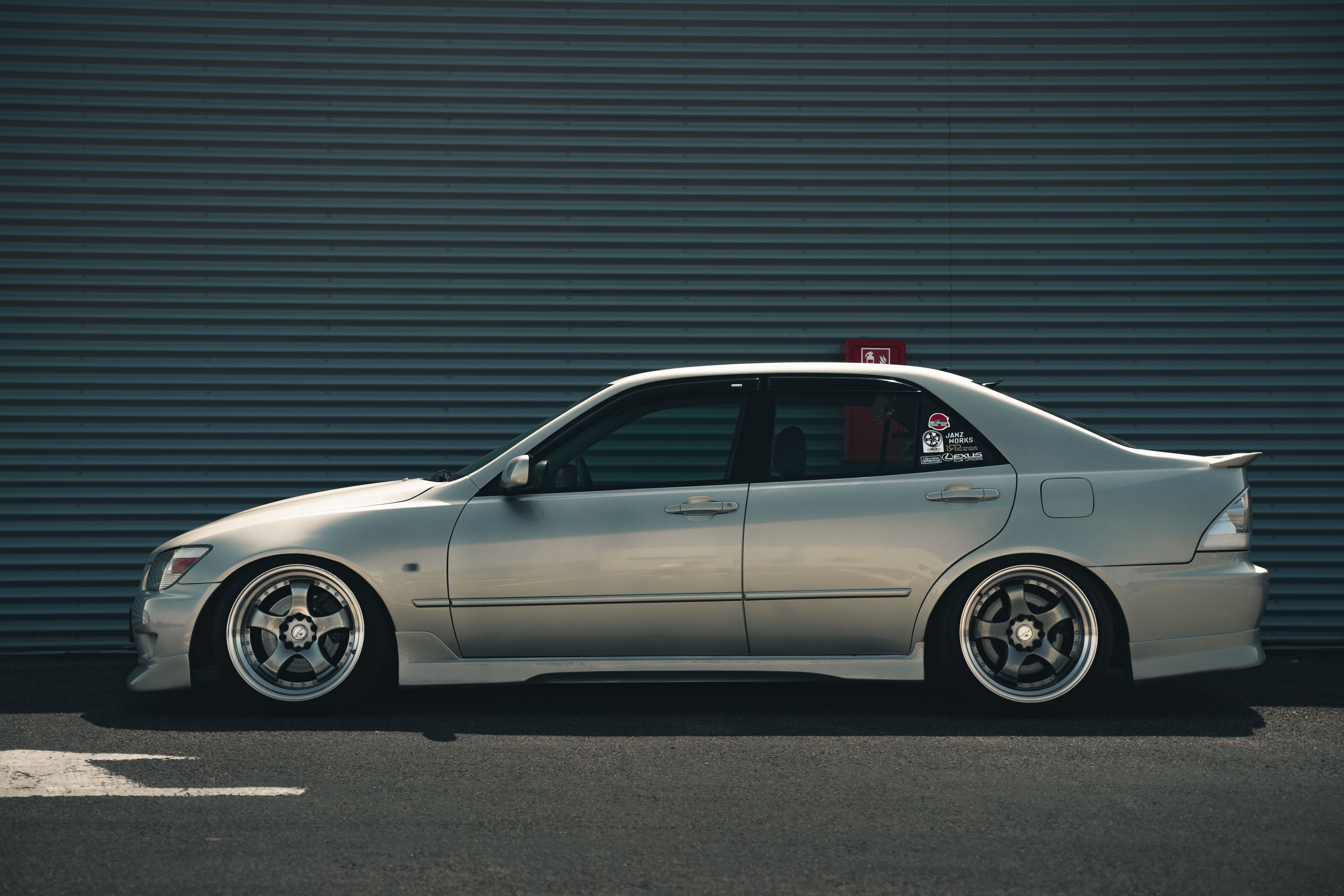Lexus IS200