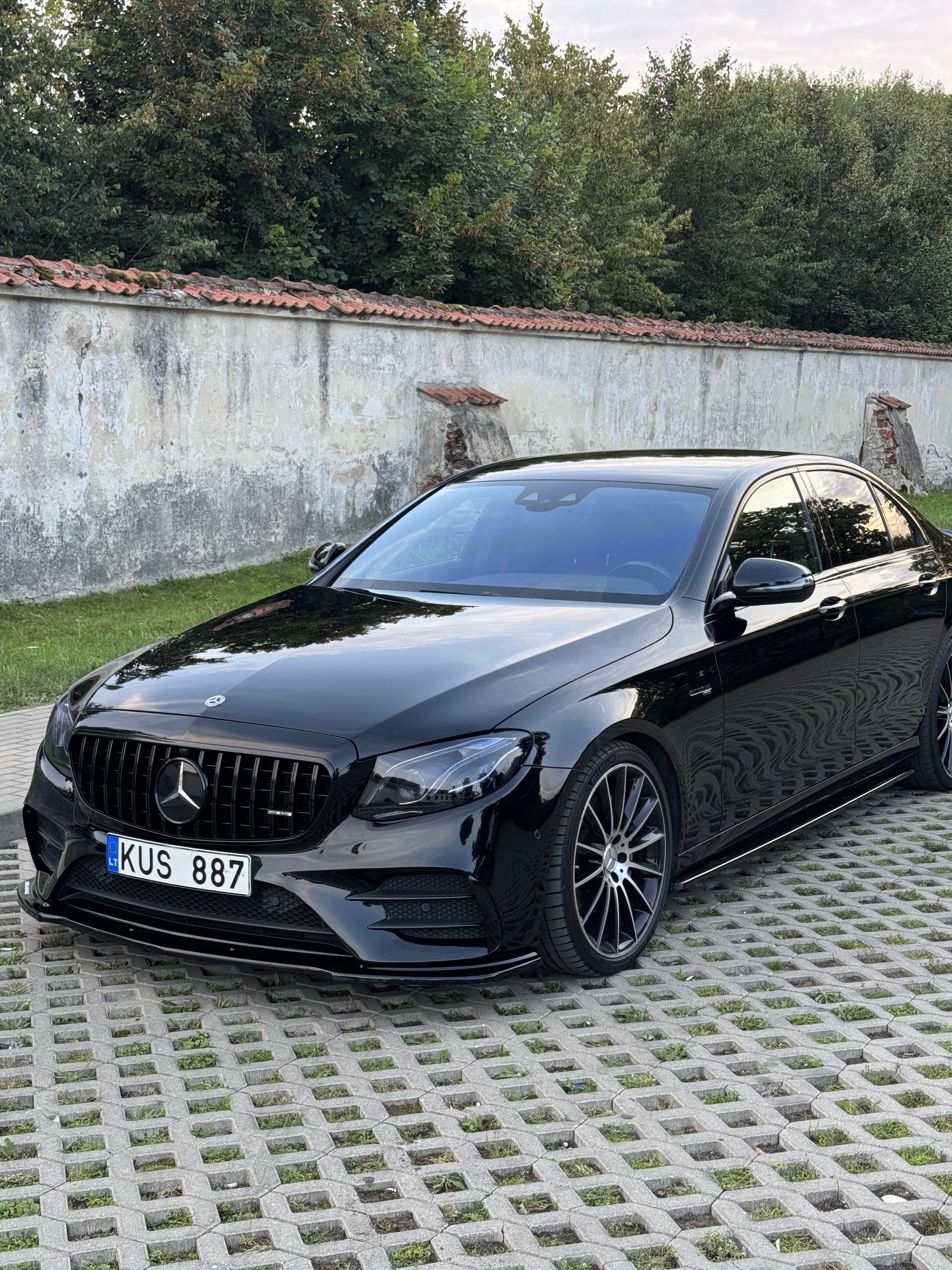 Mercedes Benz E43 AMG