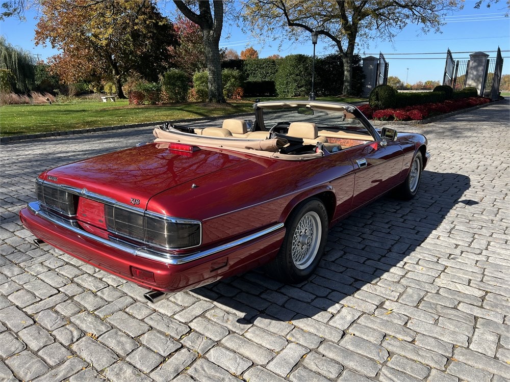 Jaguar XJS V12