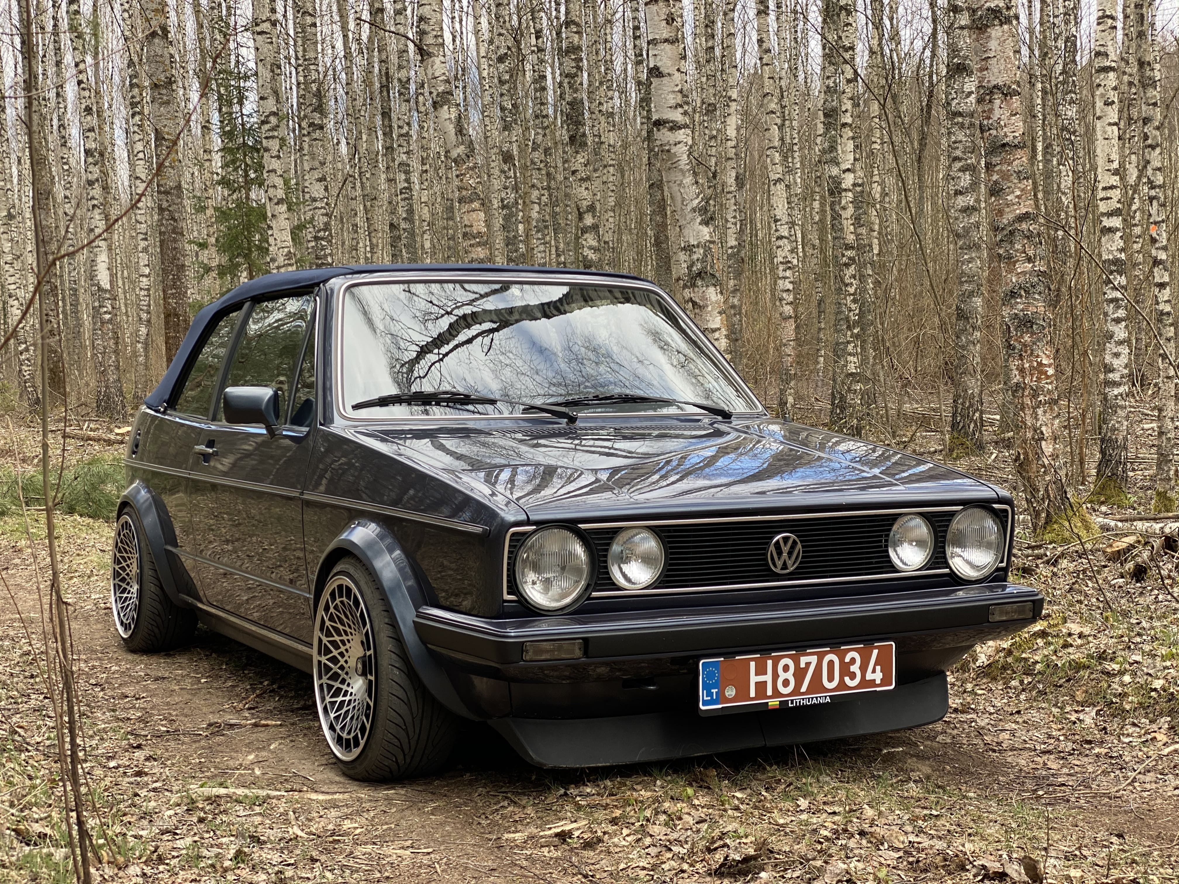 Volkswagen GOLF MK1 Cabrio