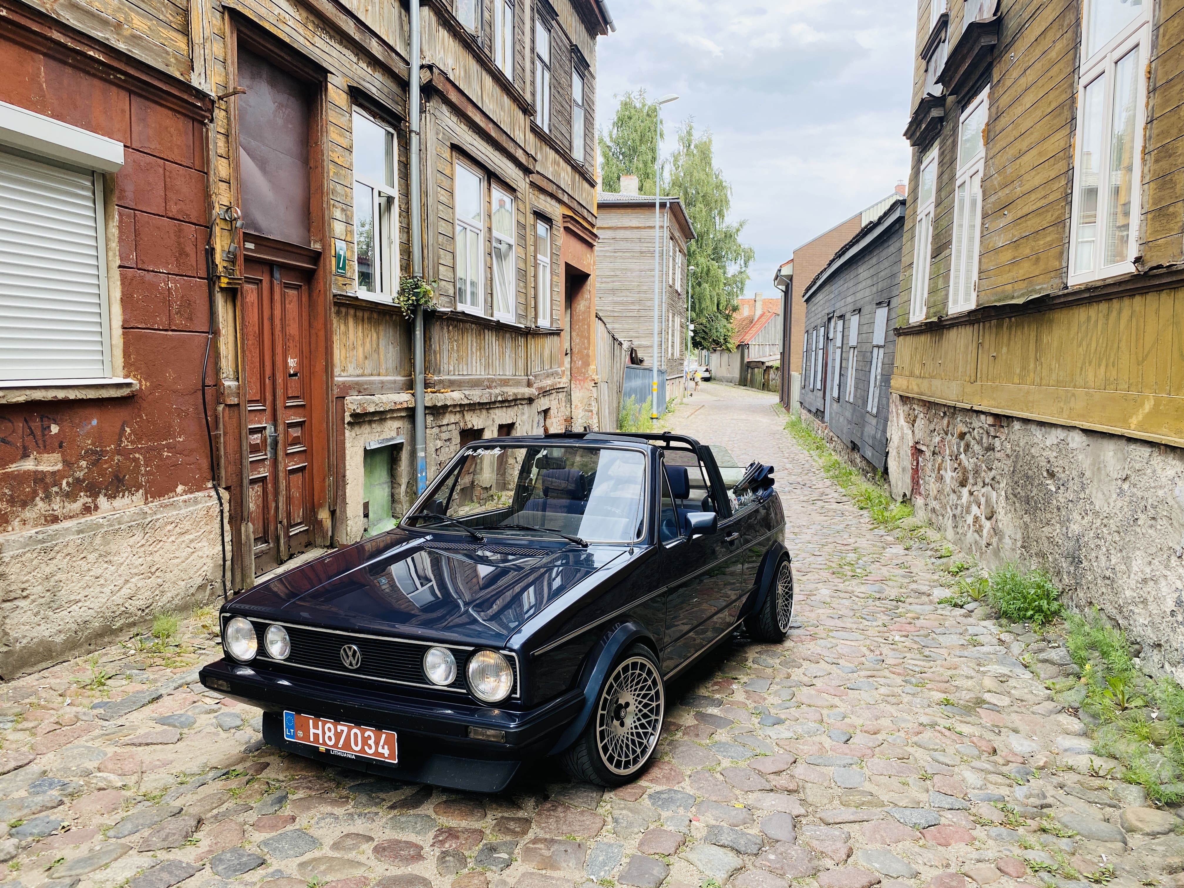 Volkswagen GOLF MK1 Cabrio