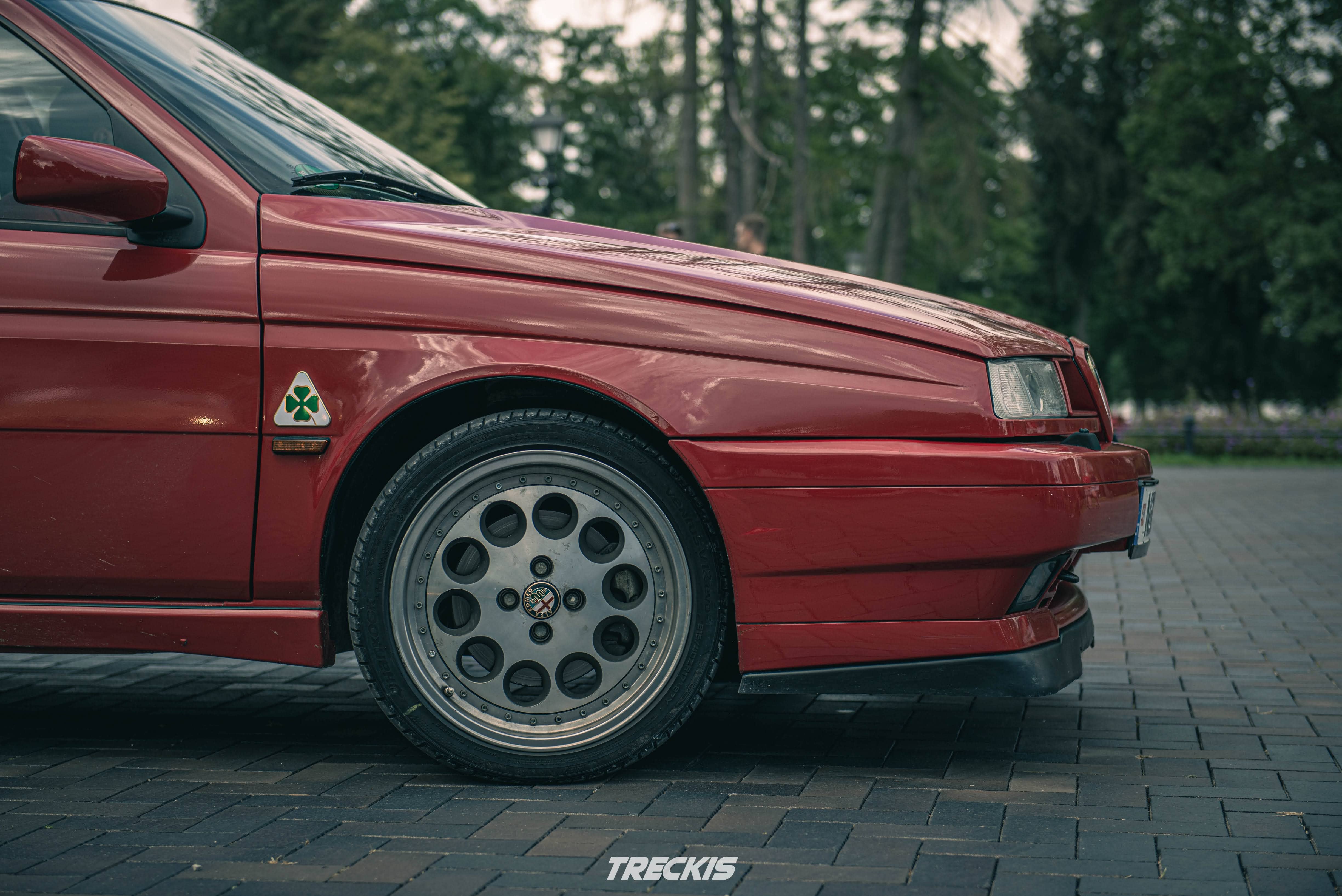 Alfa Romeo 155