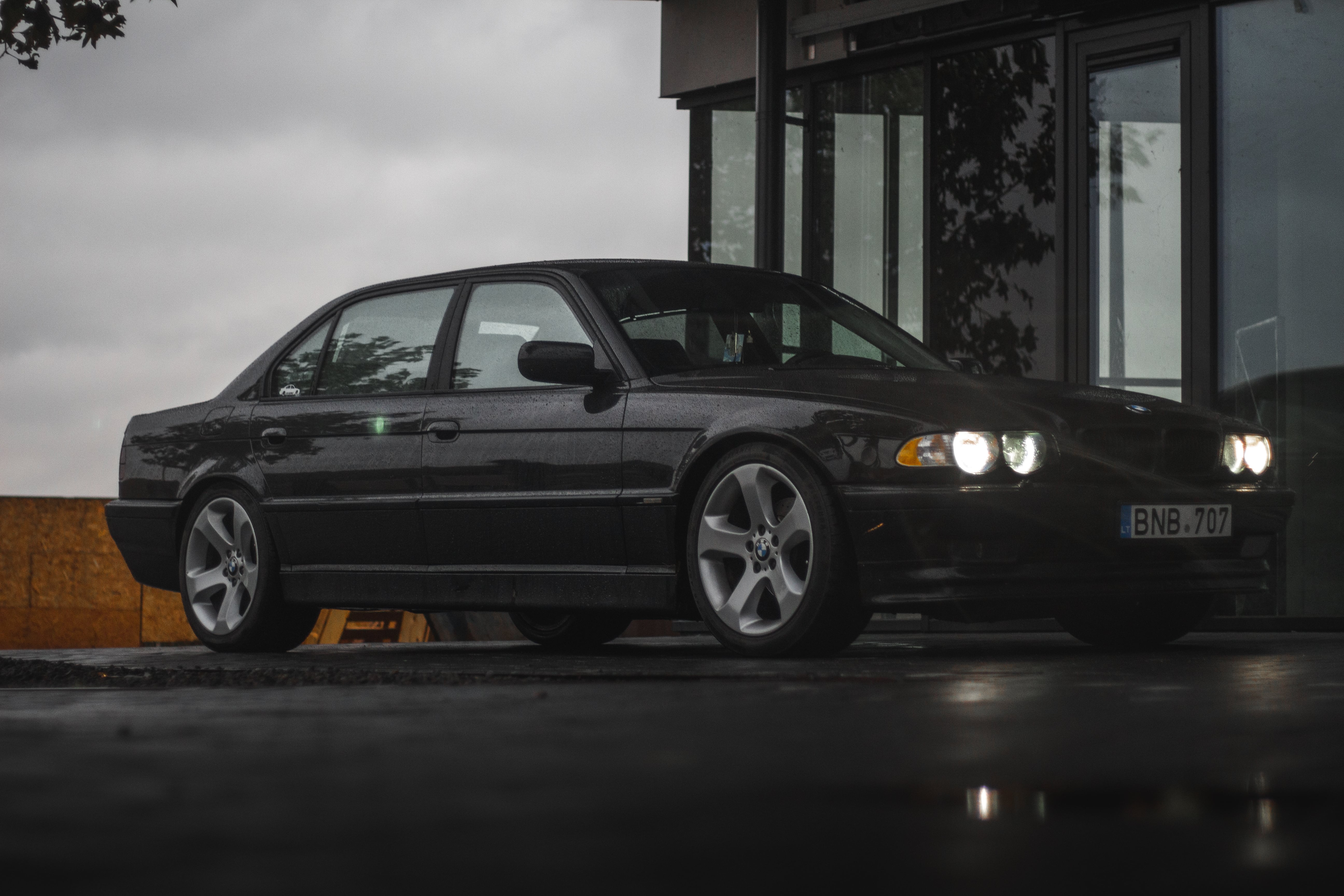 BMW E38 740iL
