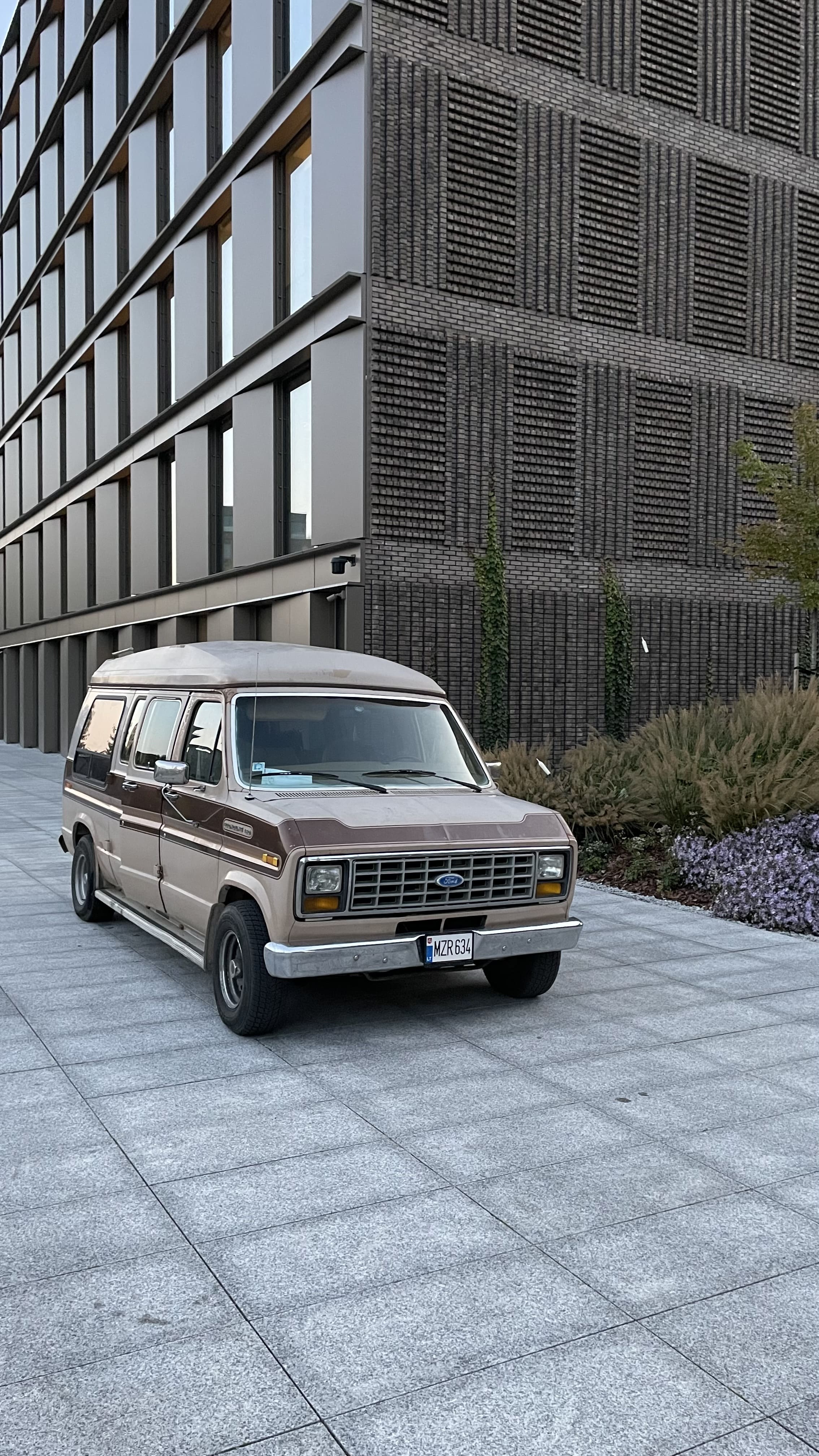 Ford Econoline E-150