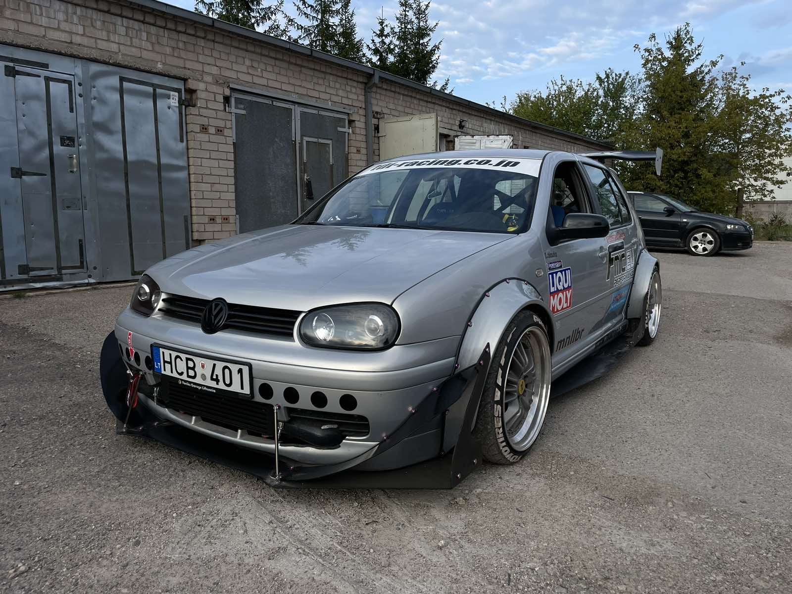 Volkswagen Golf Mk4