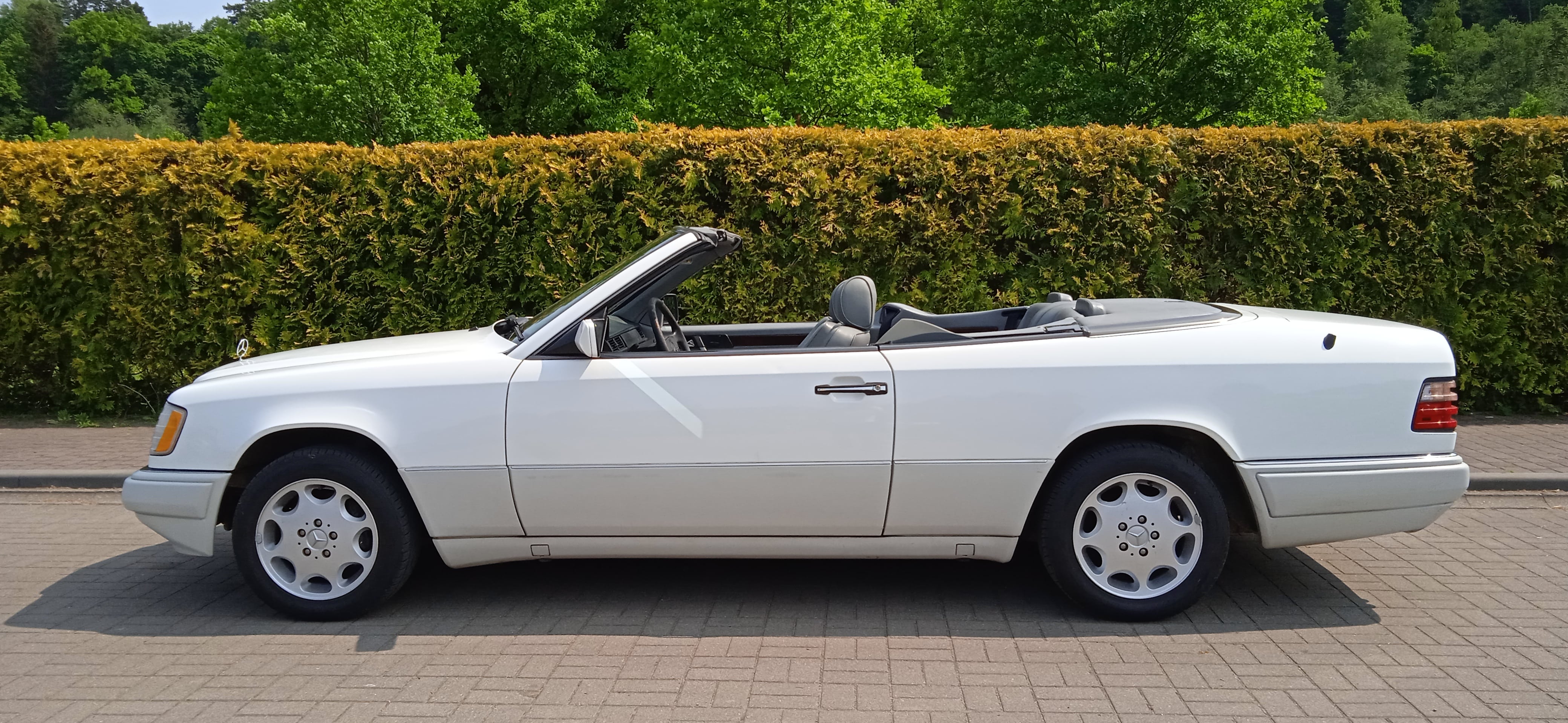 Mercedes Benz E320 (w124)