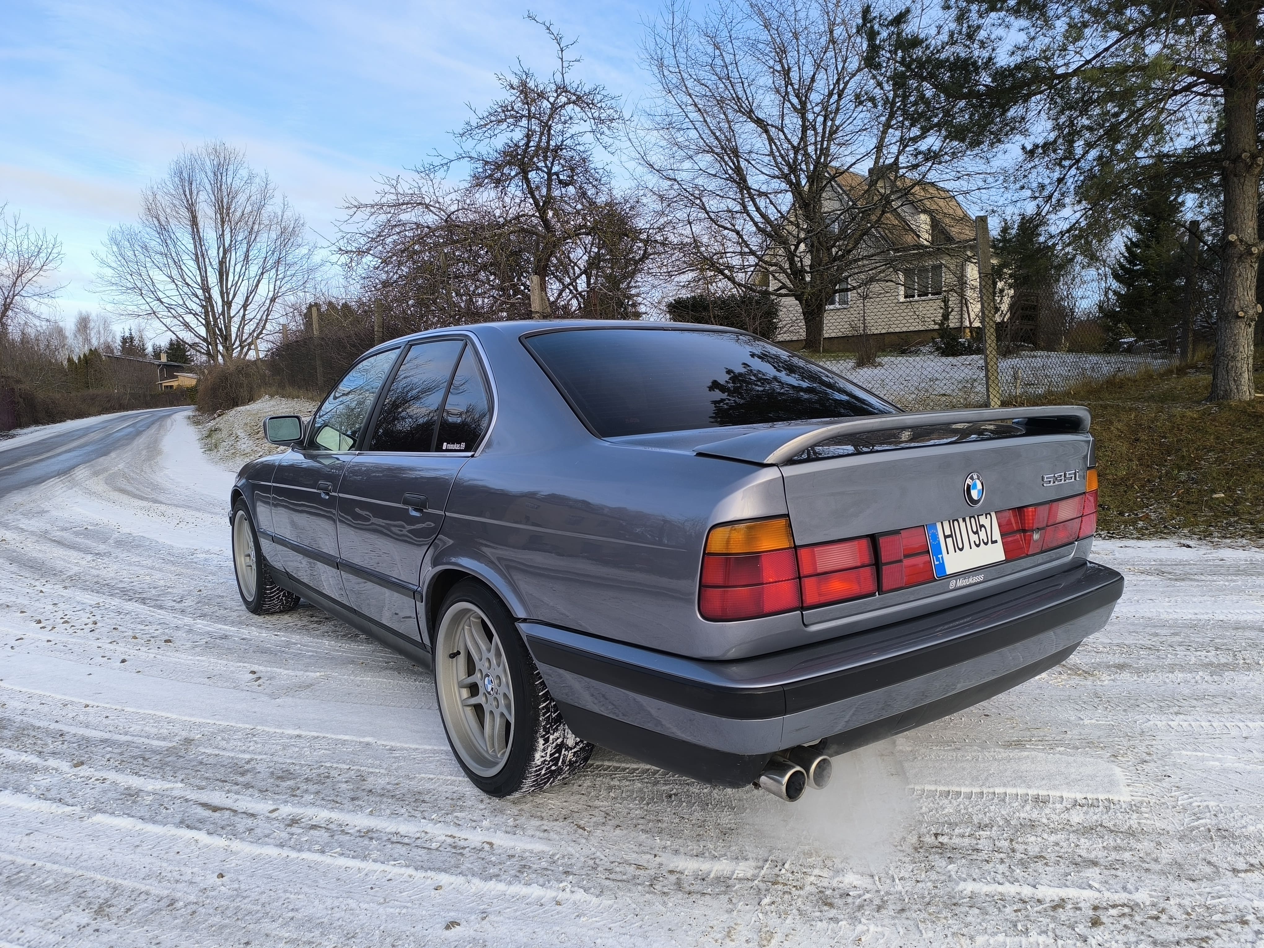 BMW E34 535i