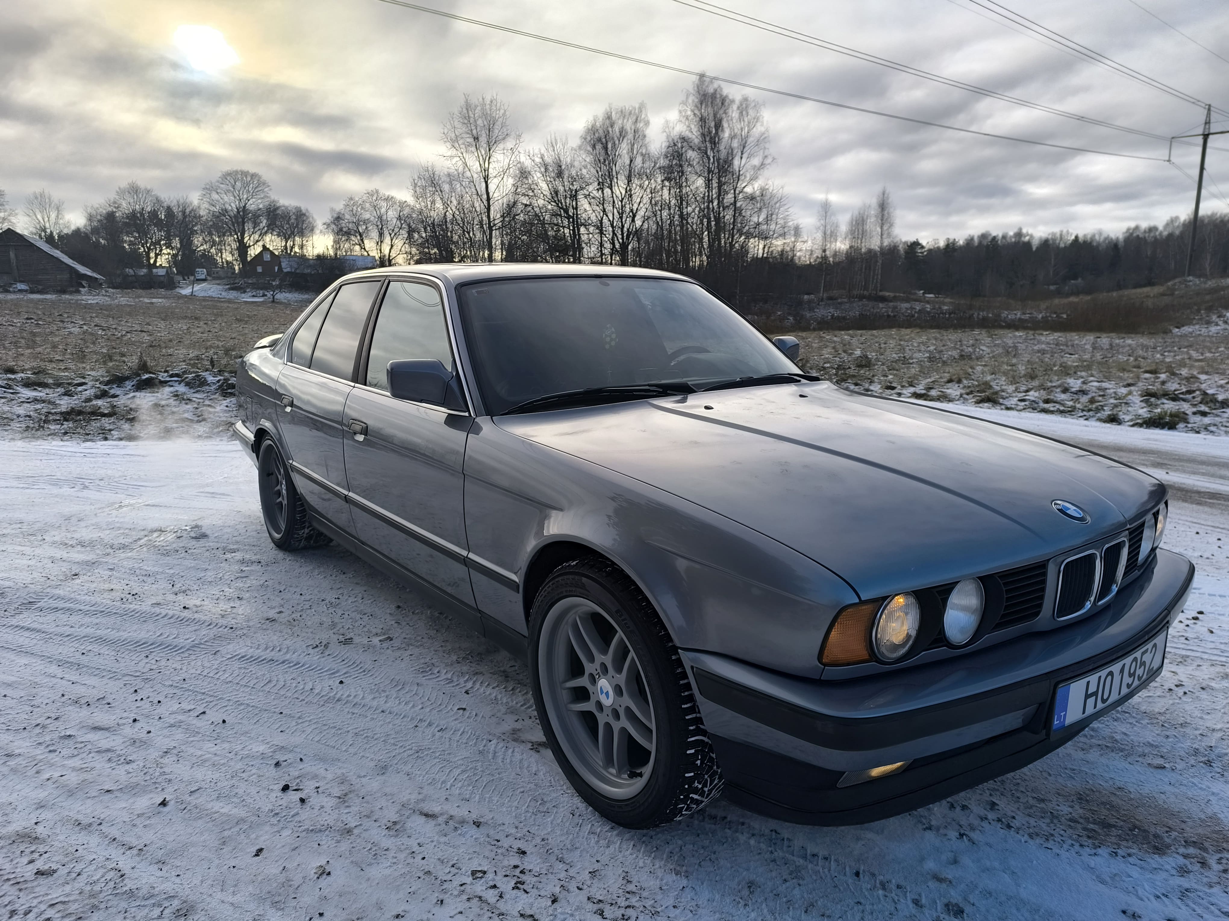 BMW E34 535i