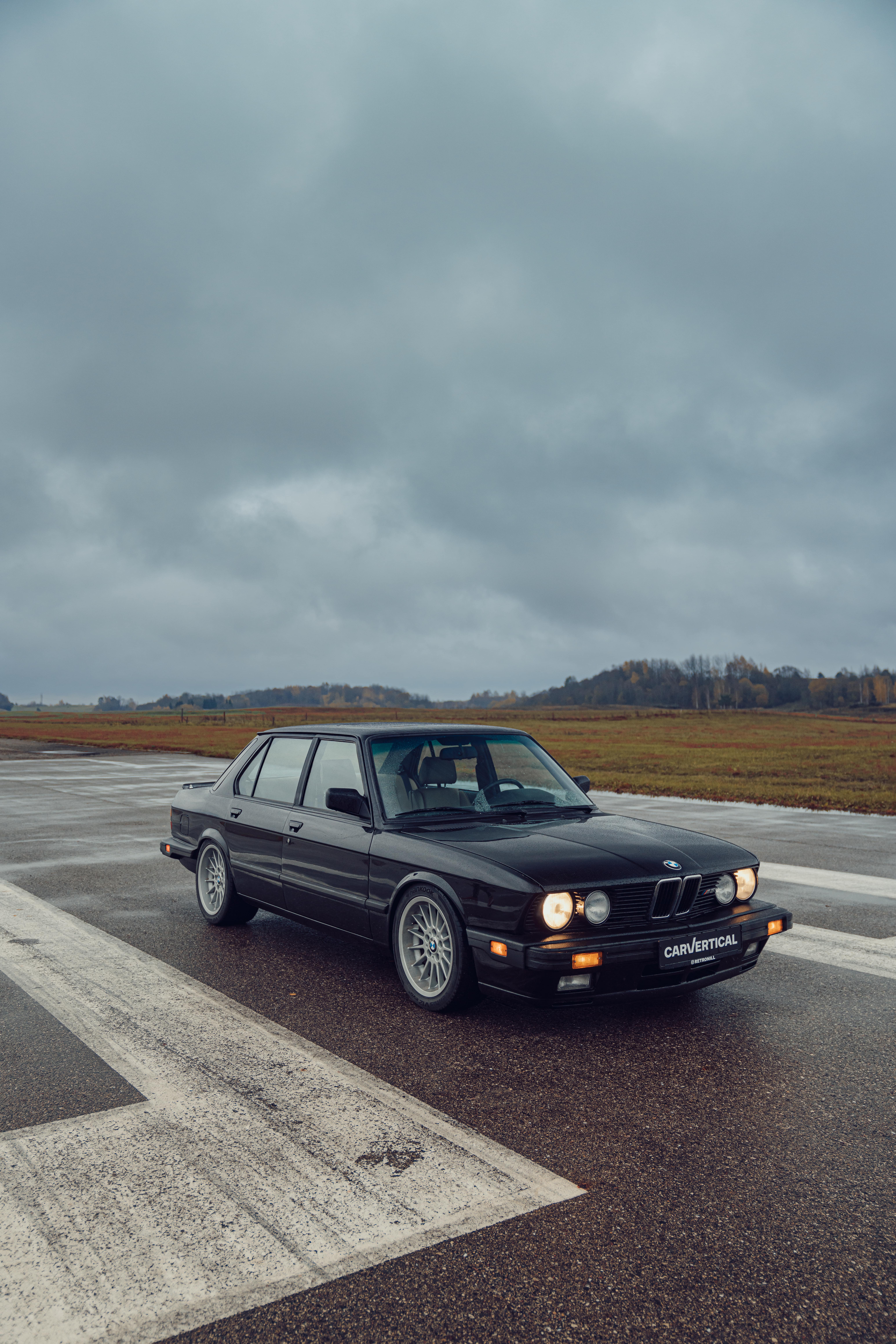 BMW M5 E28