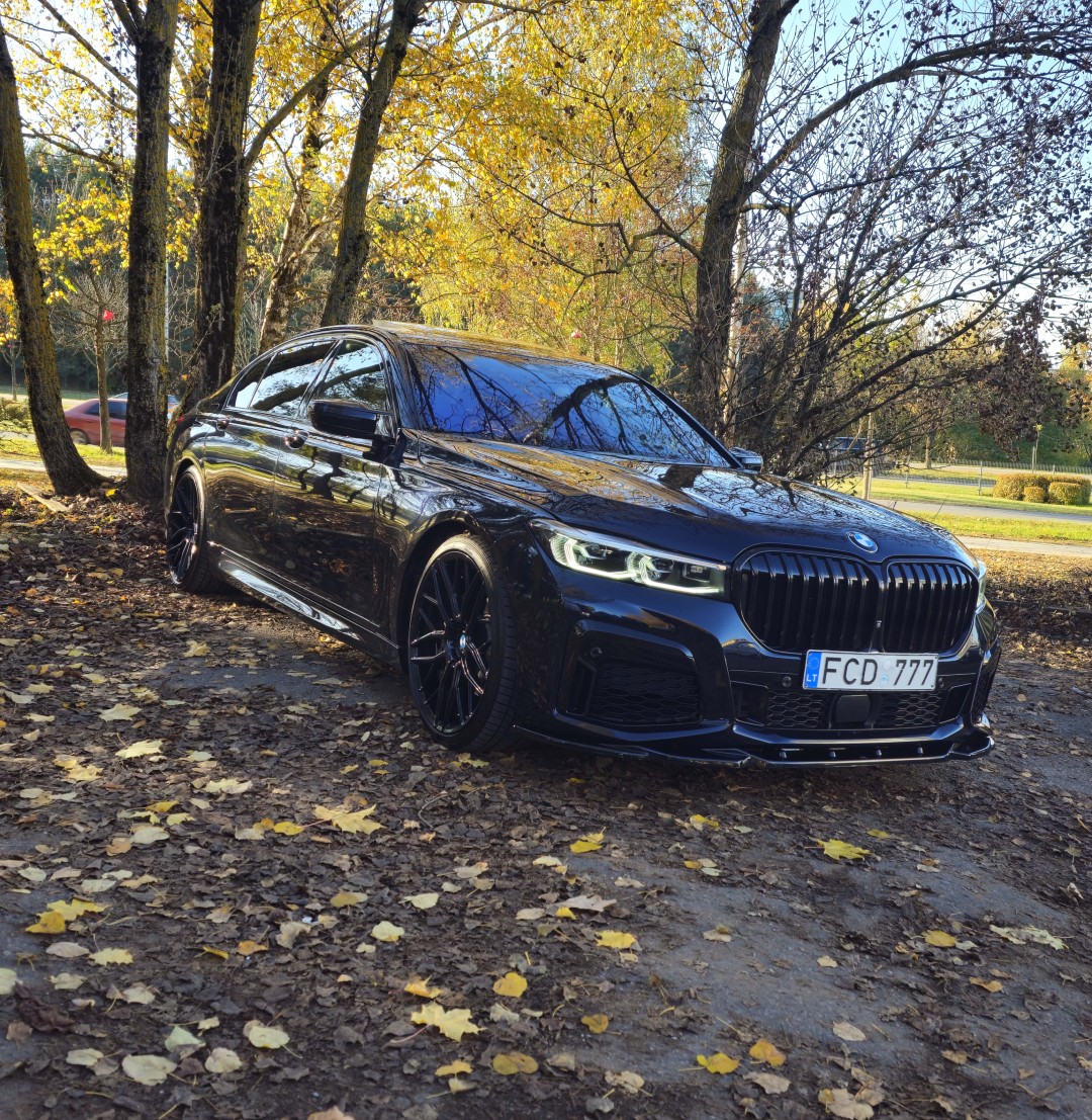BMW 750iL G12
