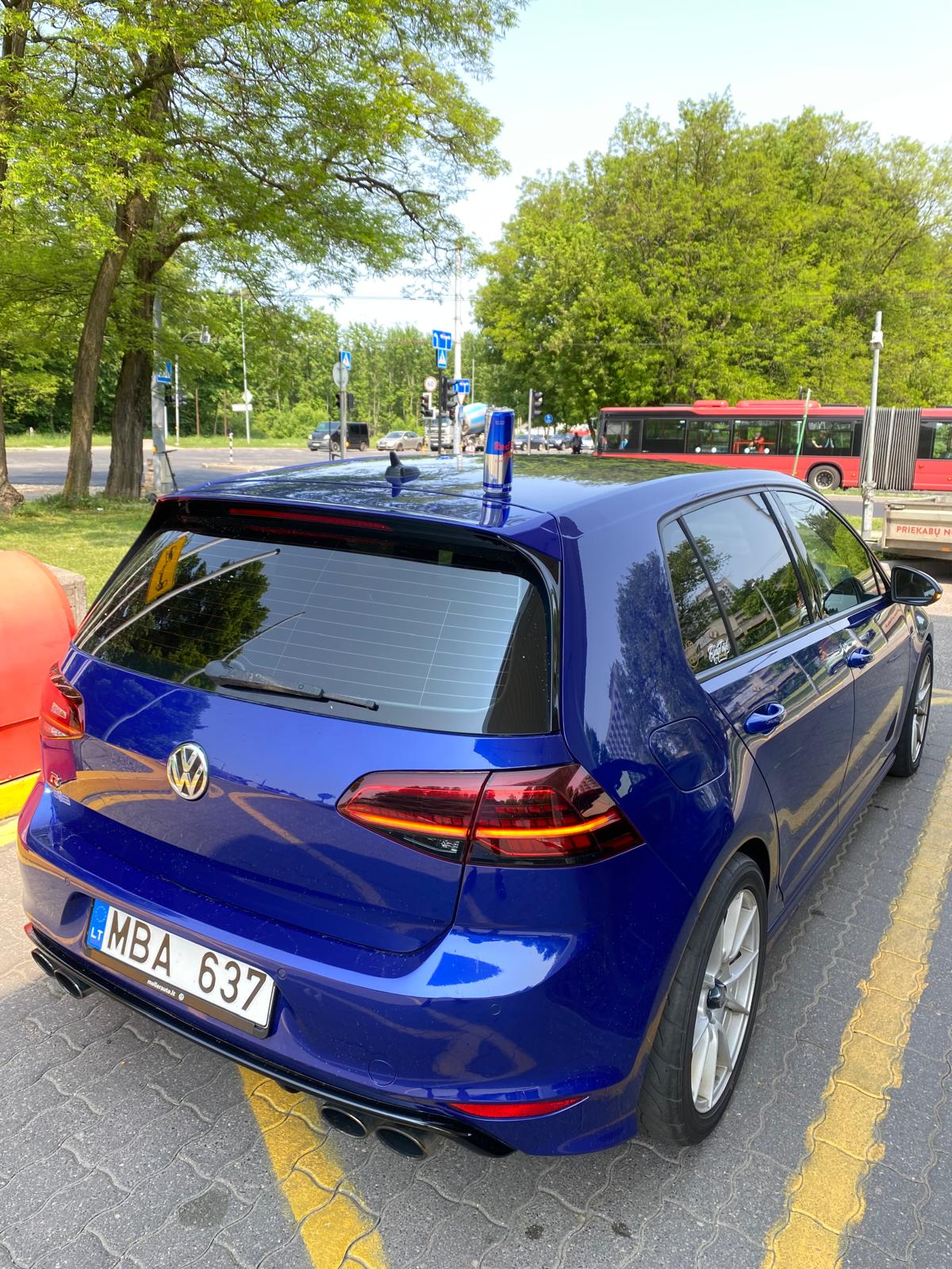 Volkswagen Golf R