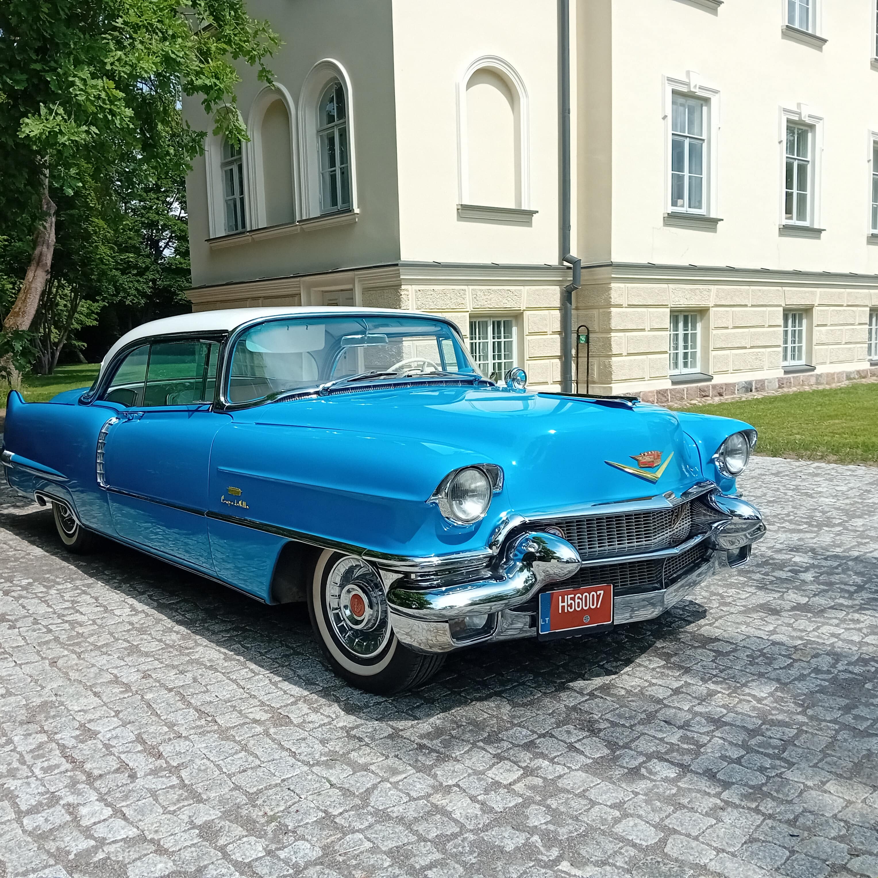 Cadillac DeVille