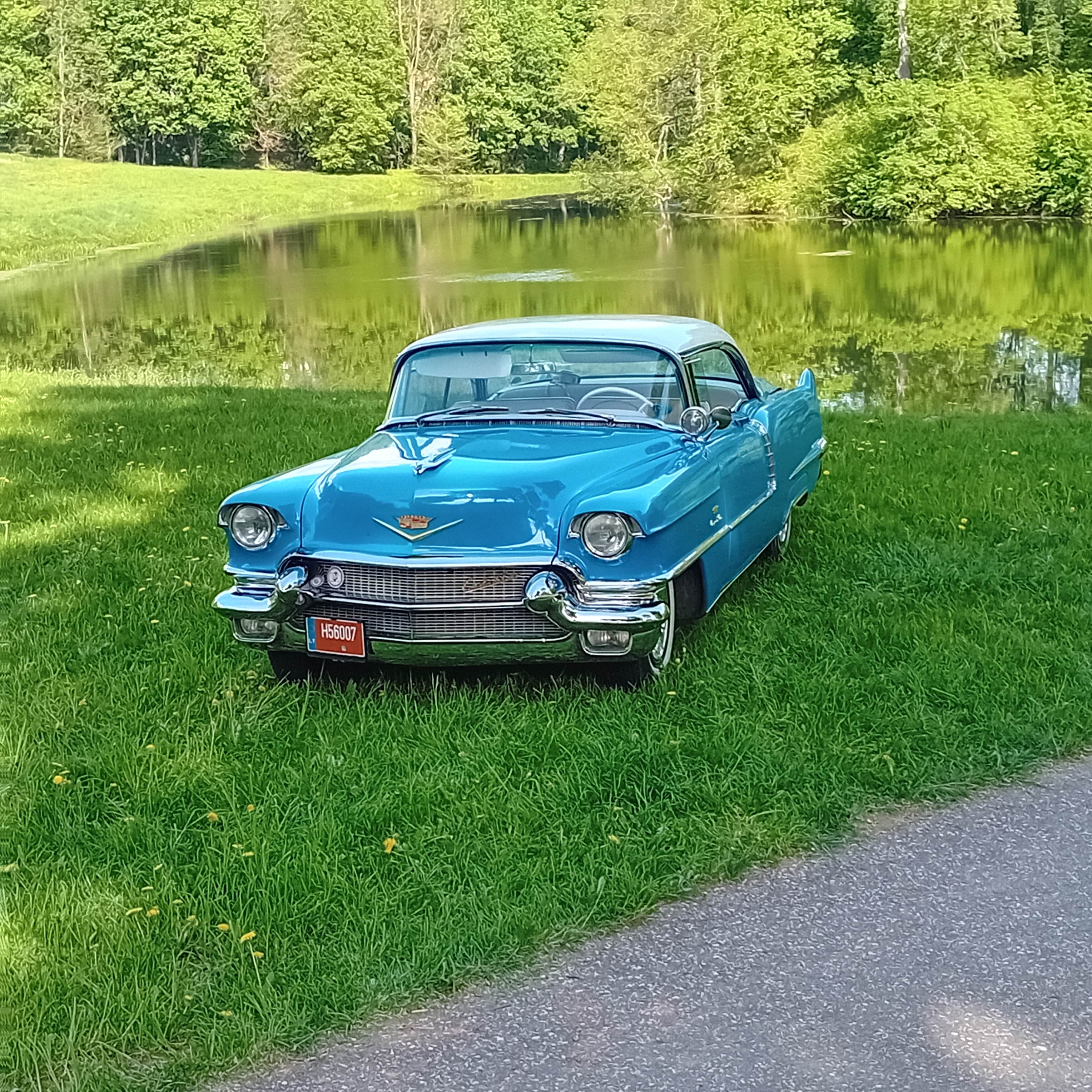 Cadillac DeVille