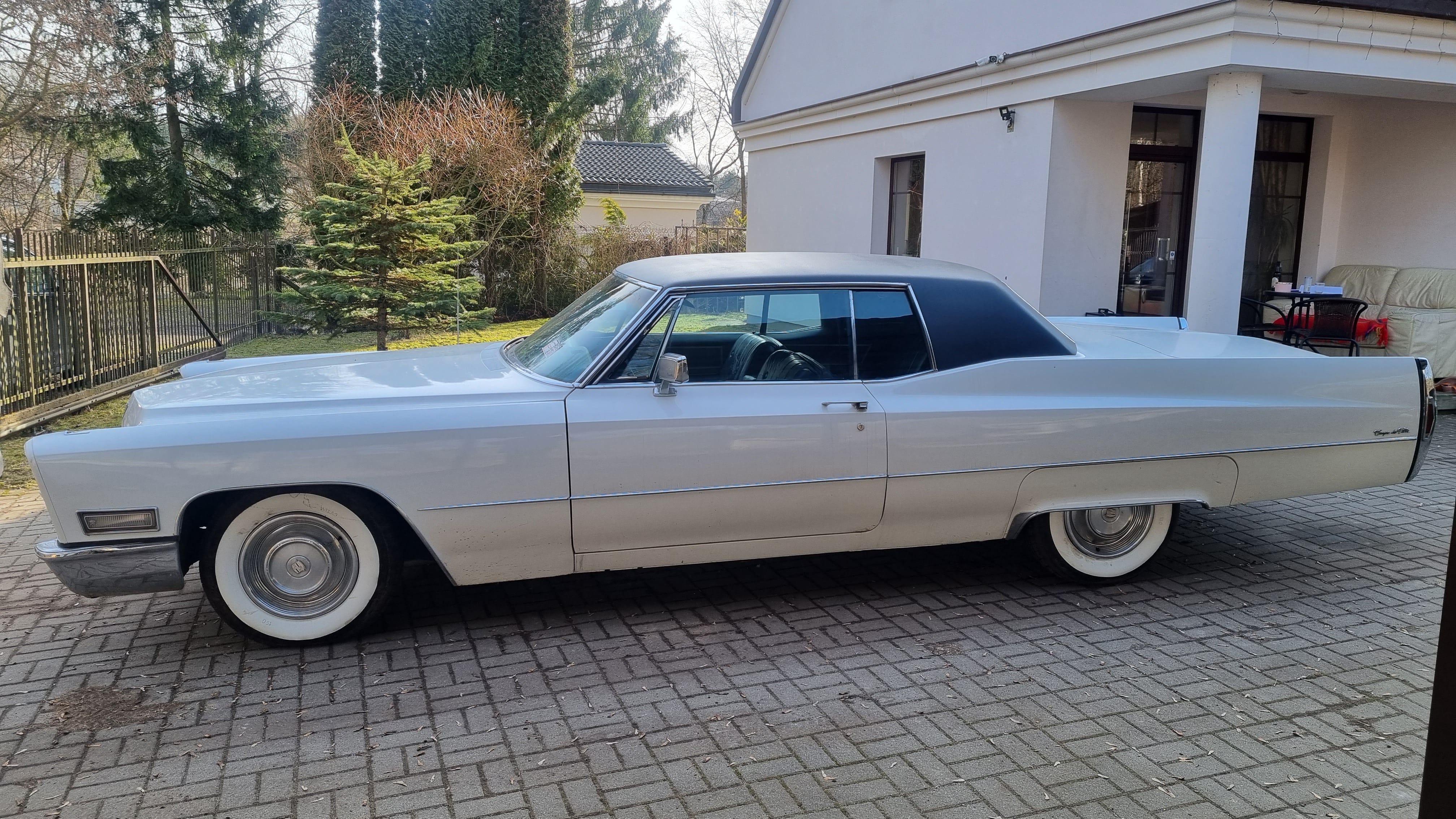 Cadillac DeVille Coupe