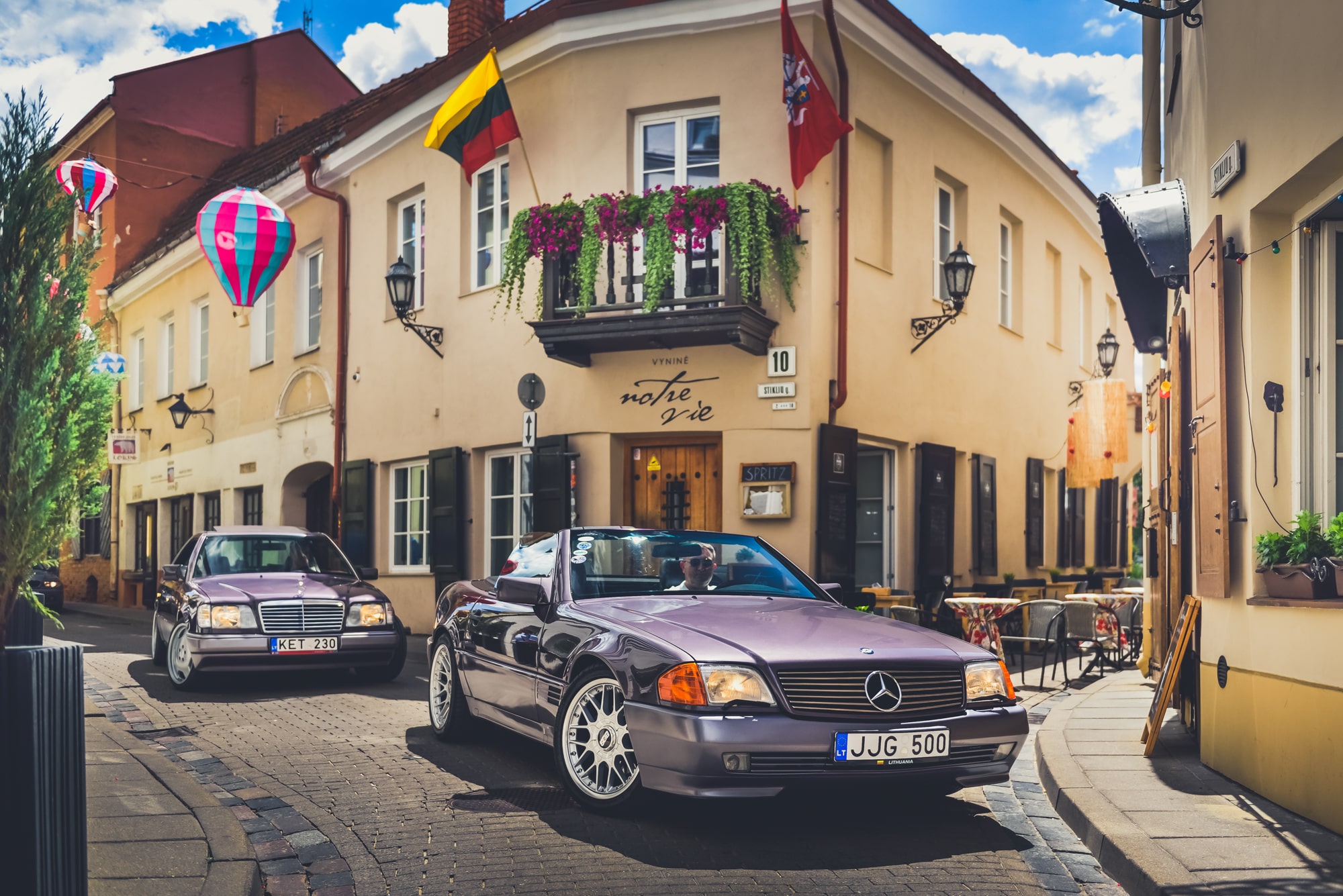 Mercedes-Benz 500SL