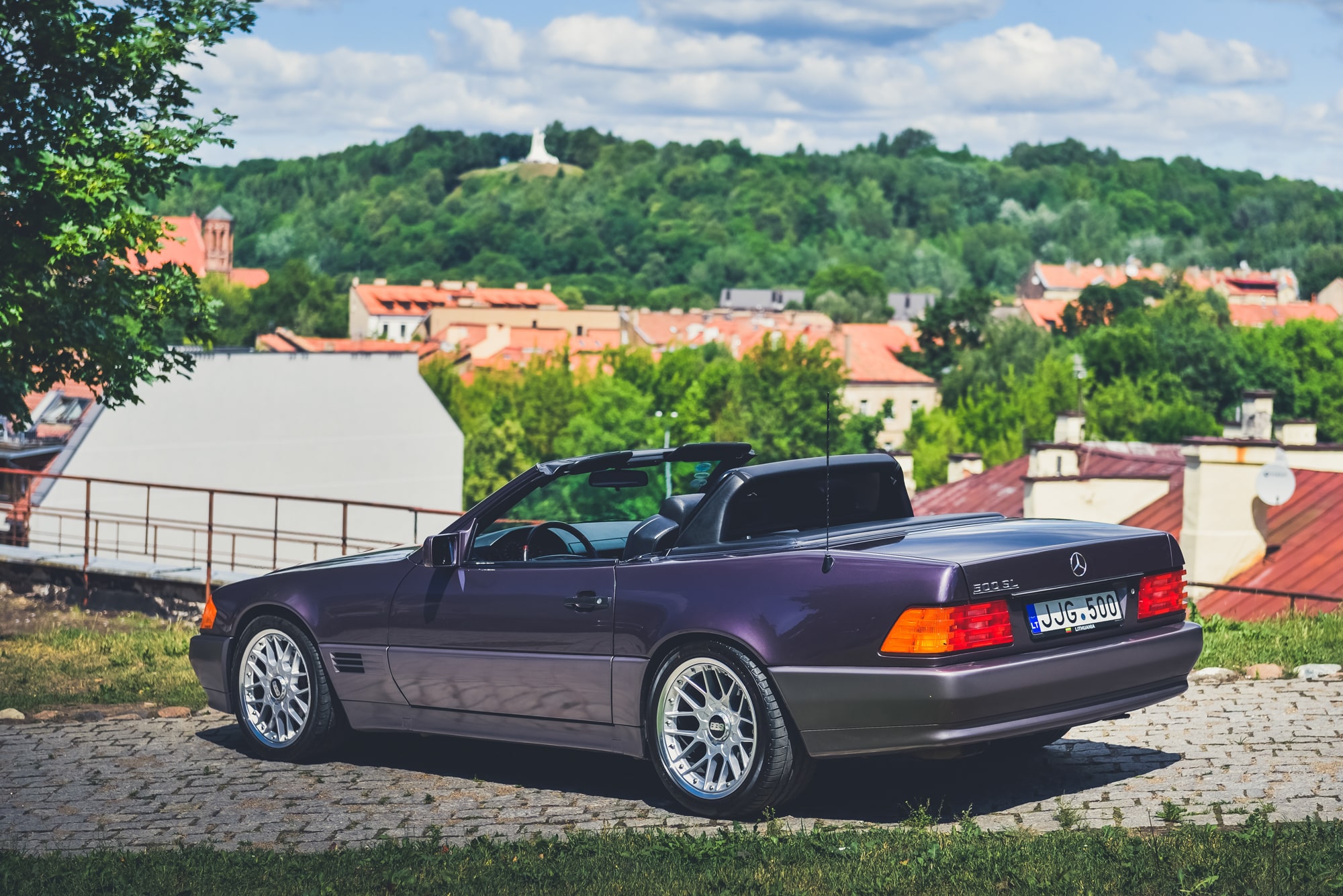 Mercedes-Benz 500SL