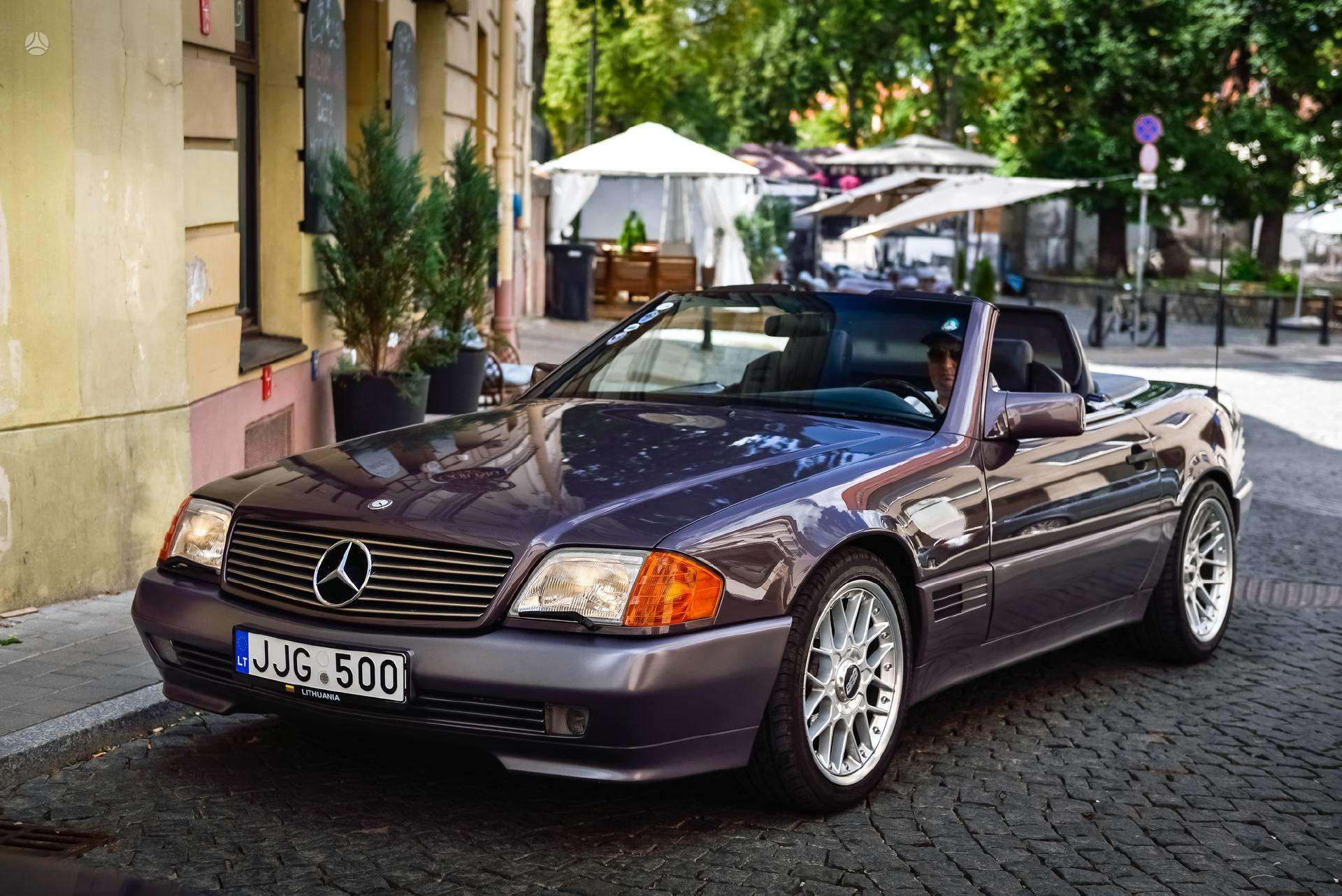 Mercedes-Benz 500SL
