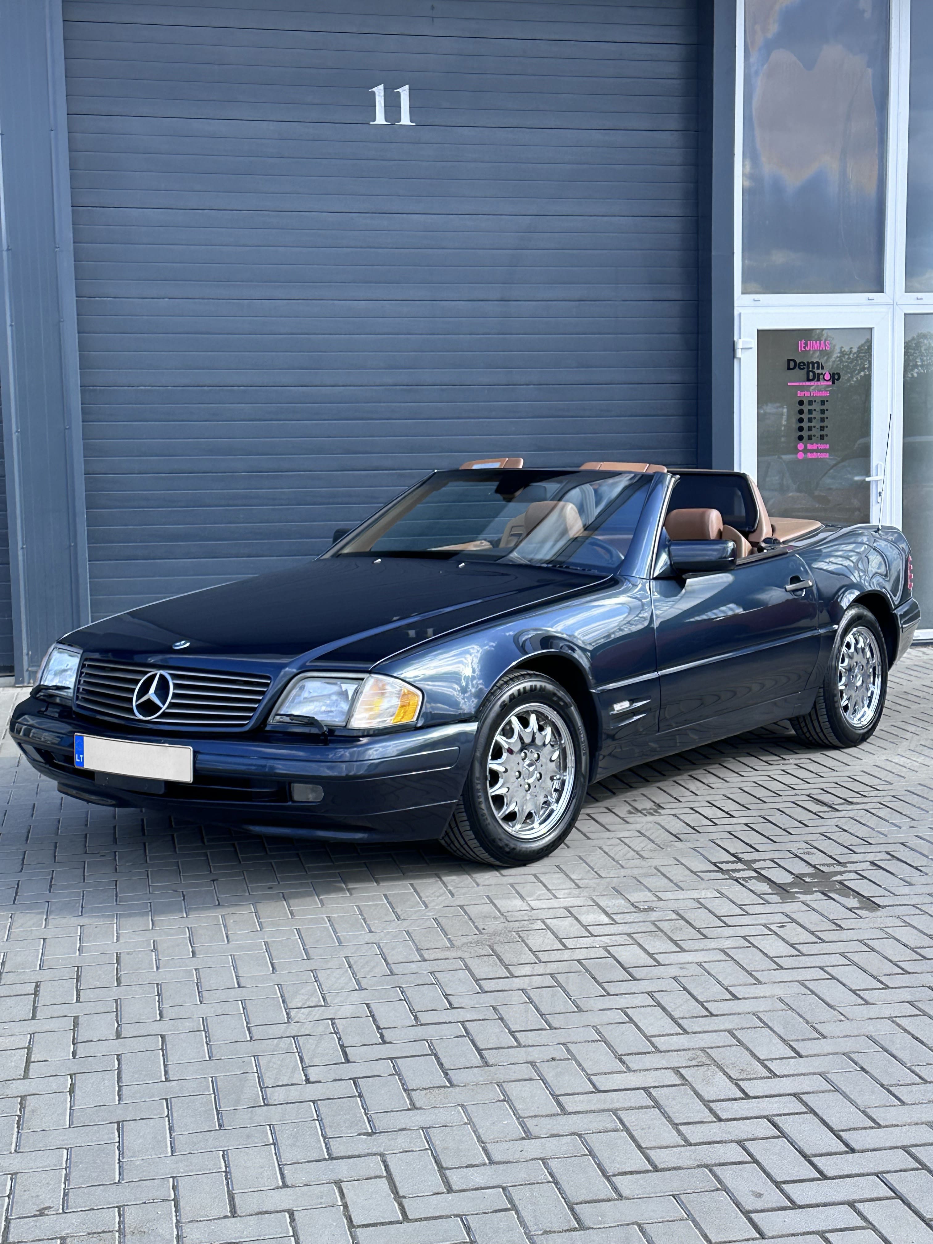 Mercedes SL320