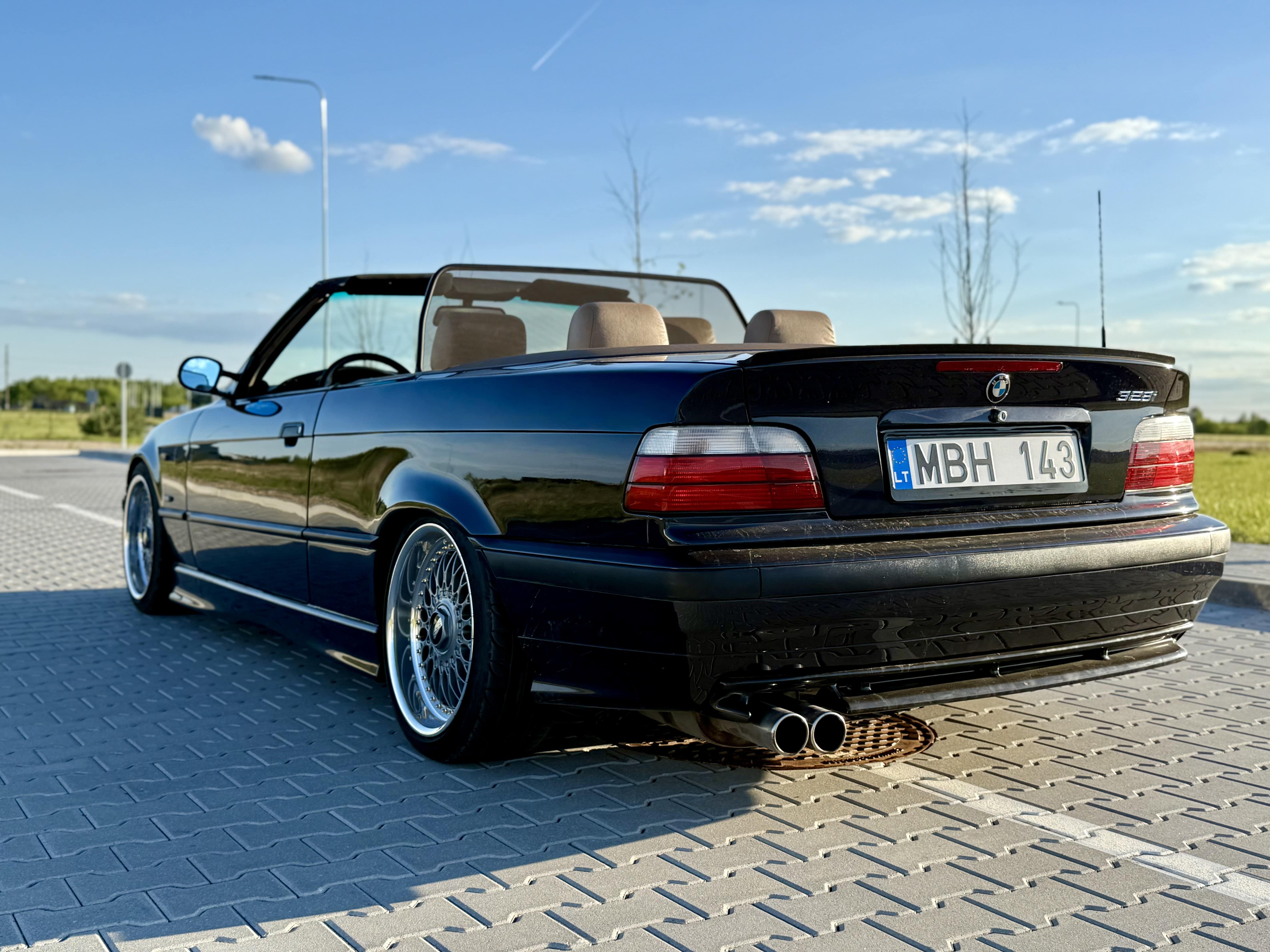 BMW E36 328i