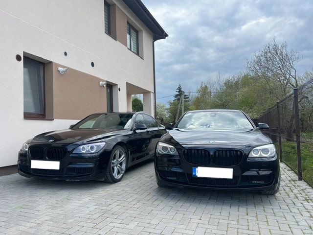 BMW 740i