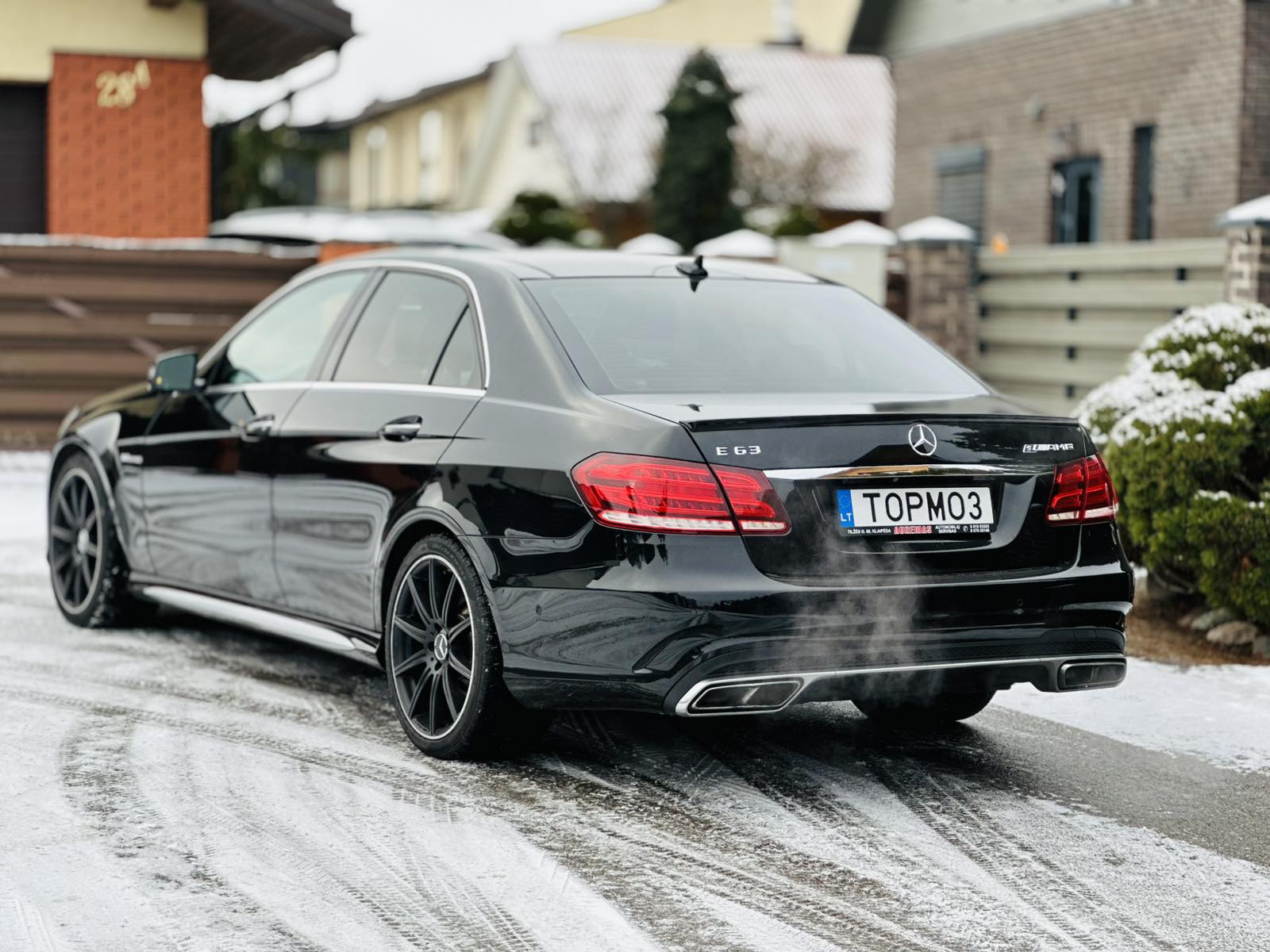 Mercedes-Benz E63s AMG