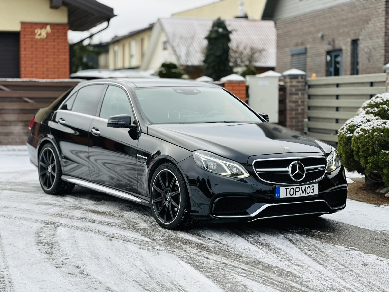 Mercedes-Benz E63s AMG