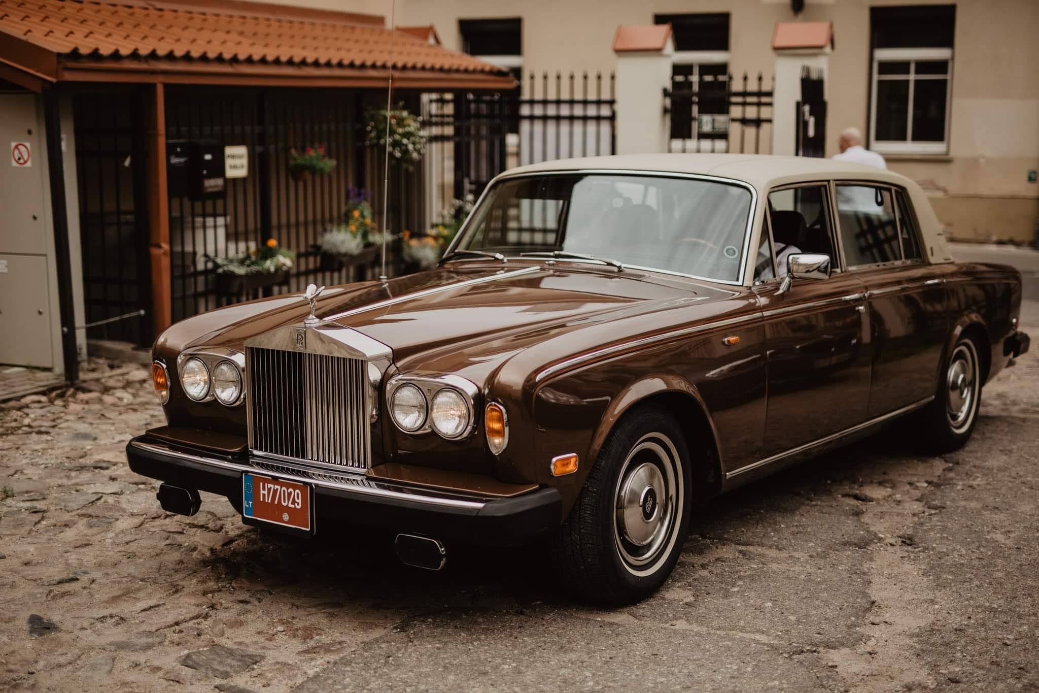 Rolls - Royce Wraith